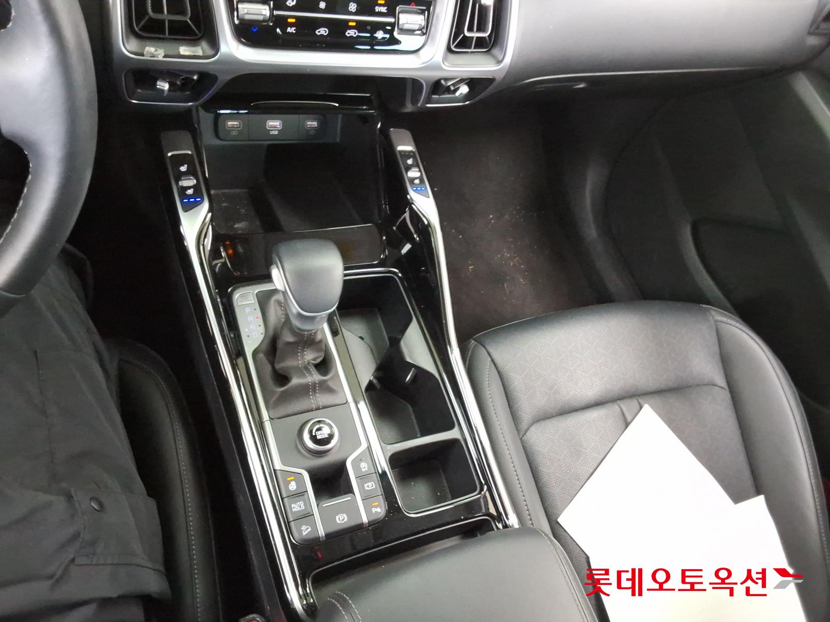 2023 - kia sorento