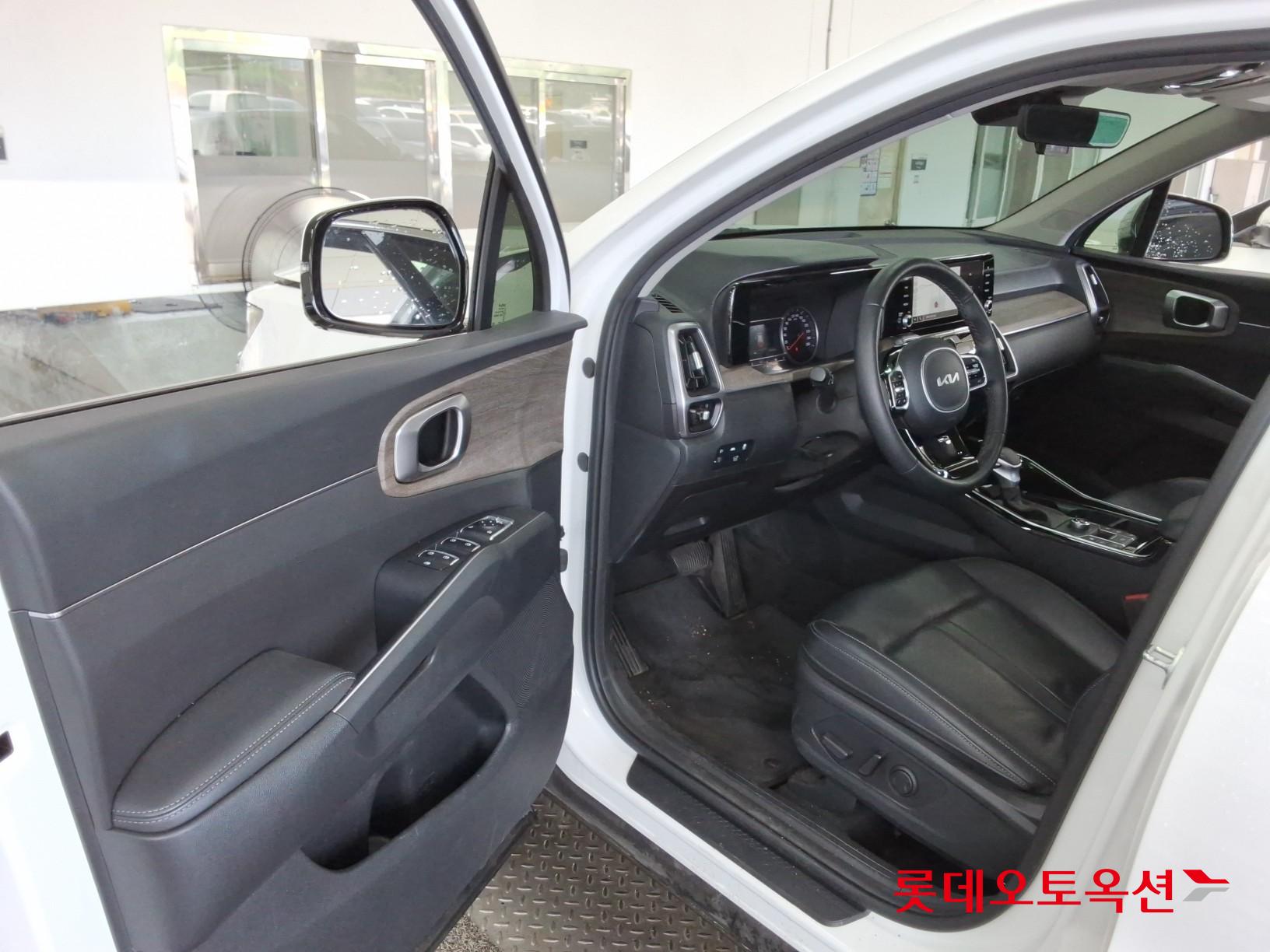 2023 - kia sorento