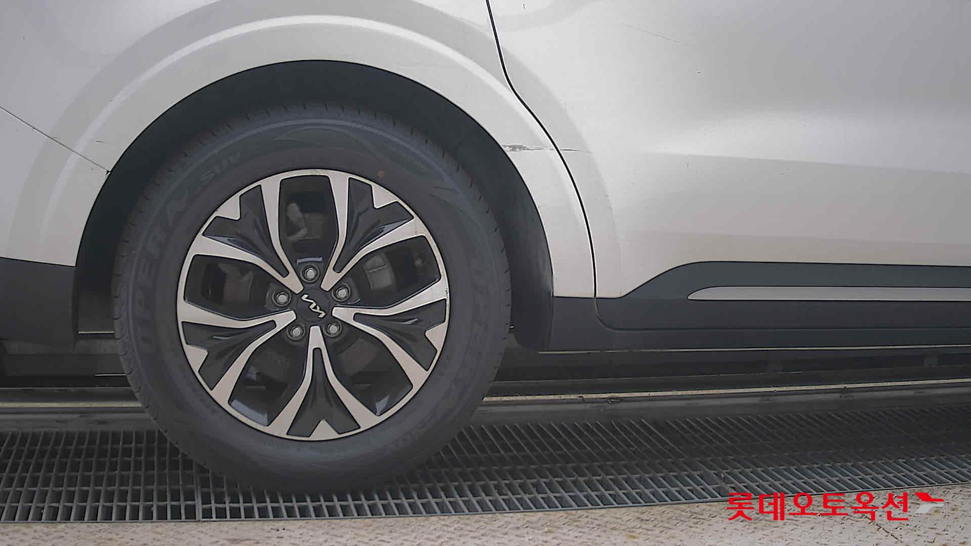 2023 - kia carnival