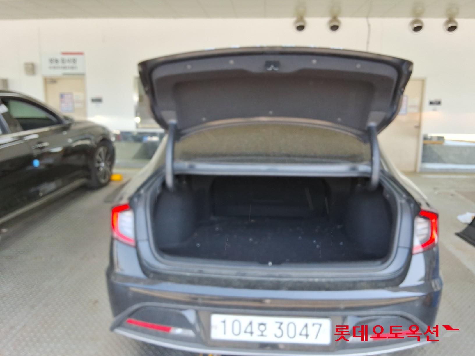 Hyundai Sonata 2021 - Image 9