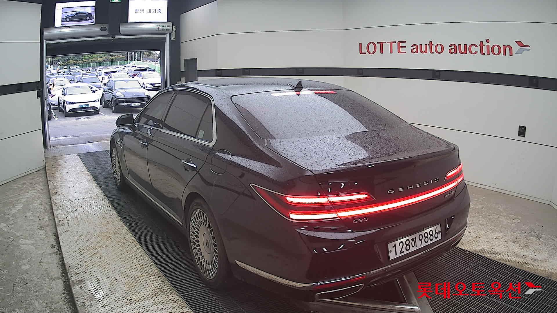 제네시스 G90 - 16