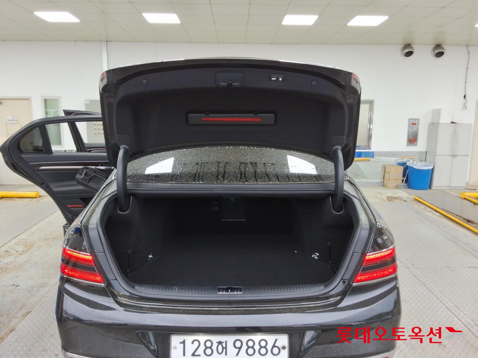 제네시스 G90 - 9