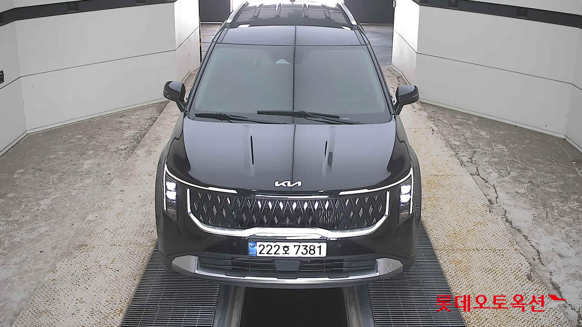 KIA Carnival 1.6 2WD