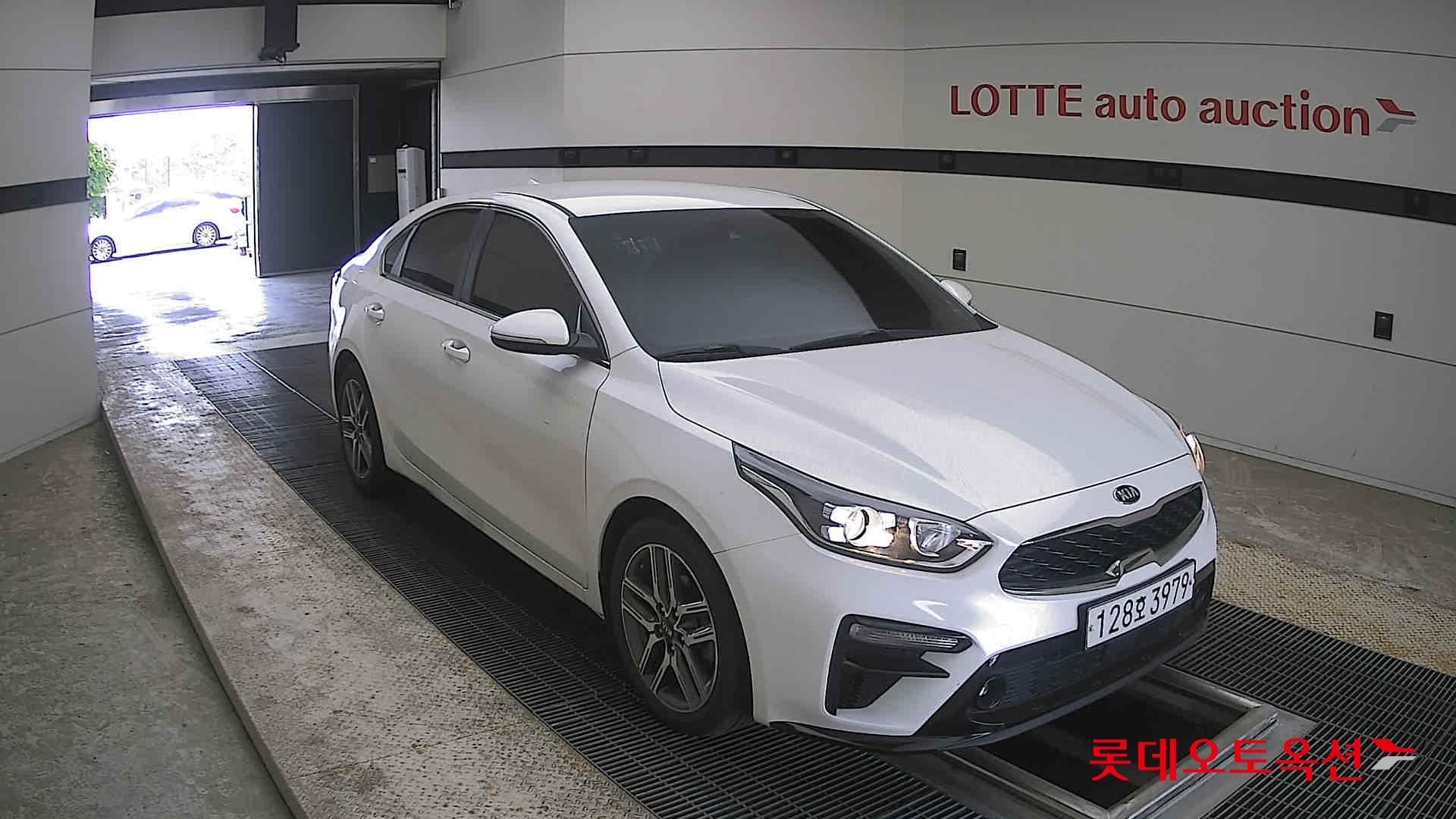 Kia K3 - 6