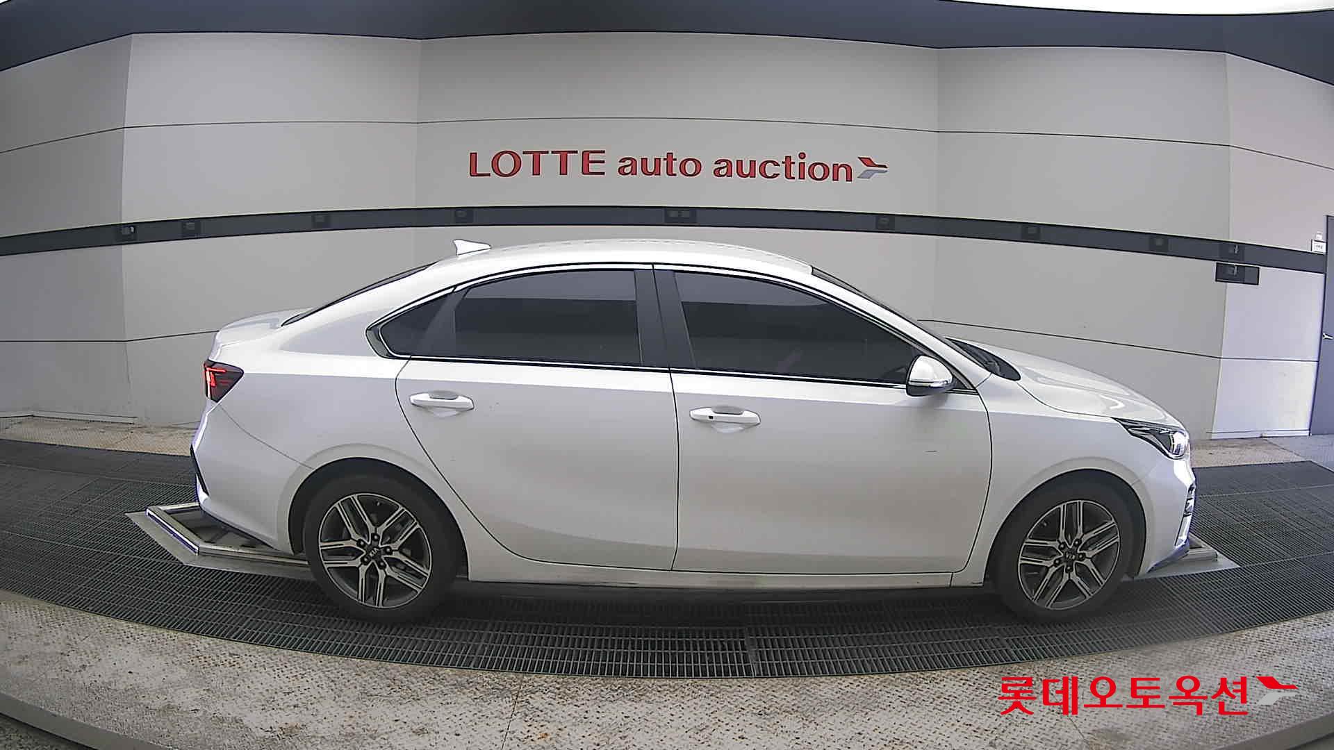 Kia K3 - 21
