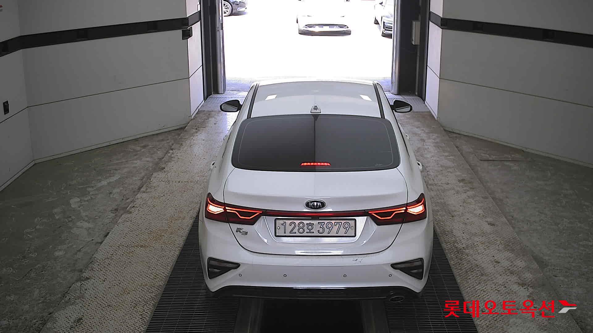 Kia K3 - 17