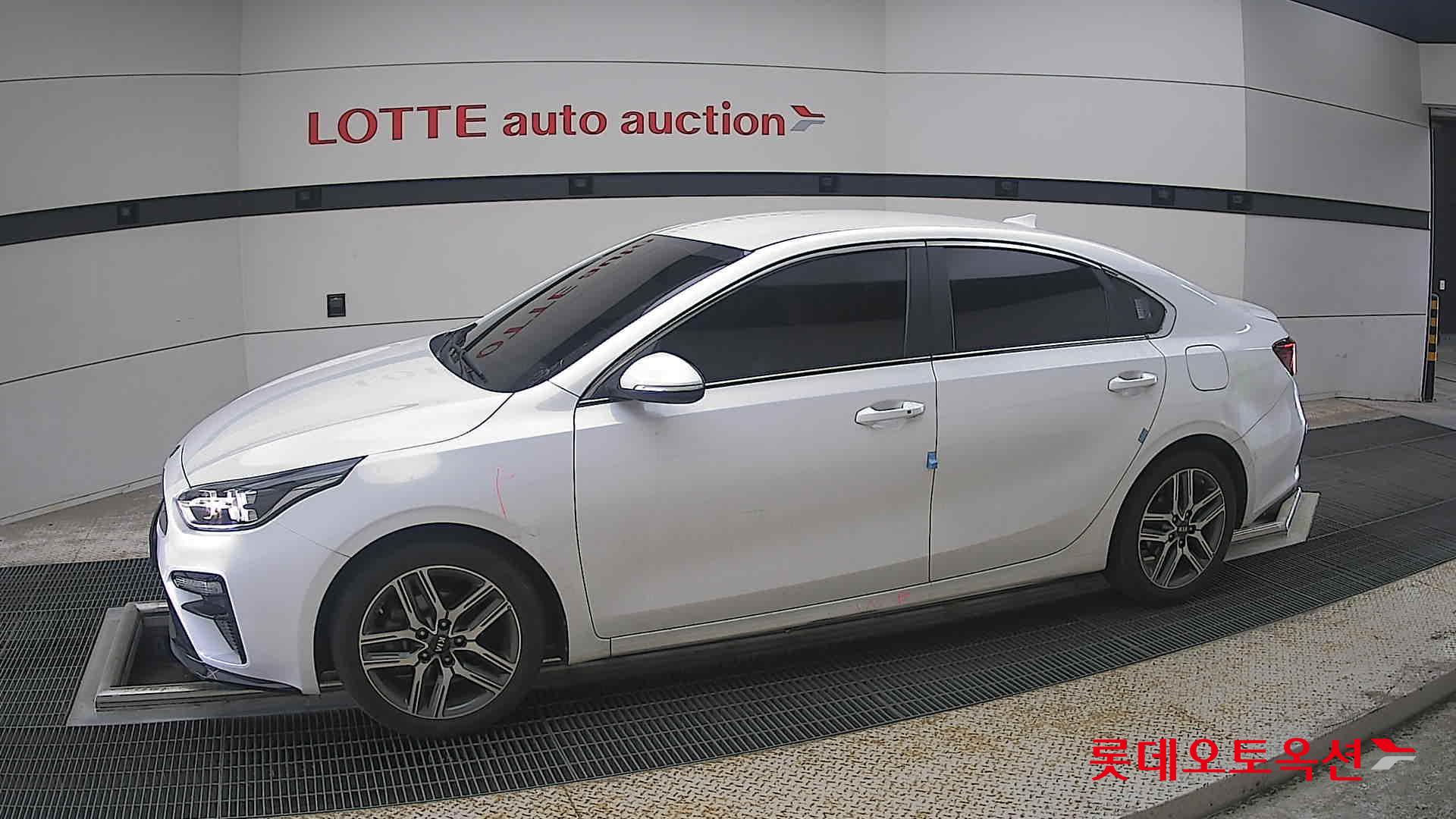 Kia K3 - 12
