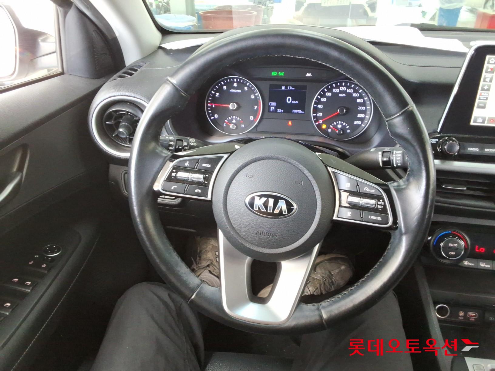 Kia K3 - 30