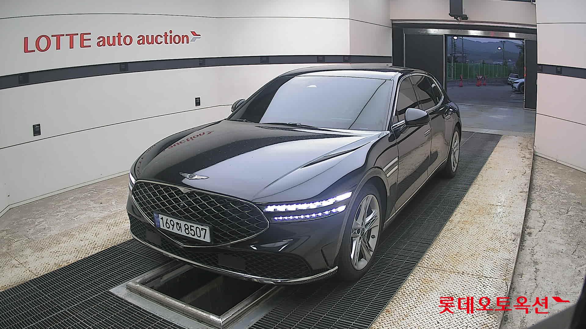 2022 - genesis g90