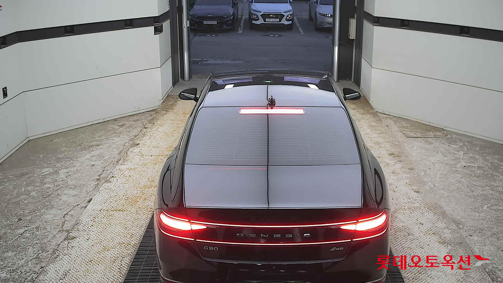 2022 - genesis g90