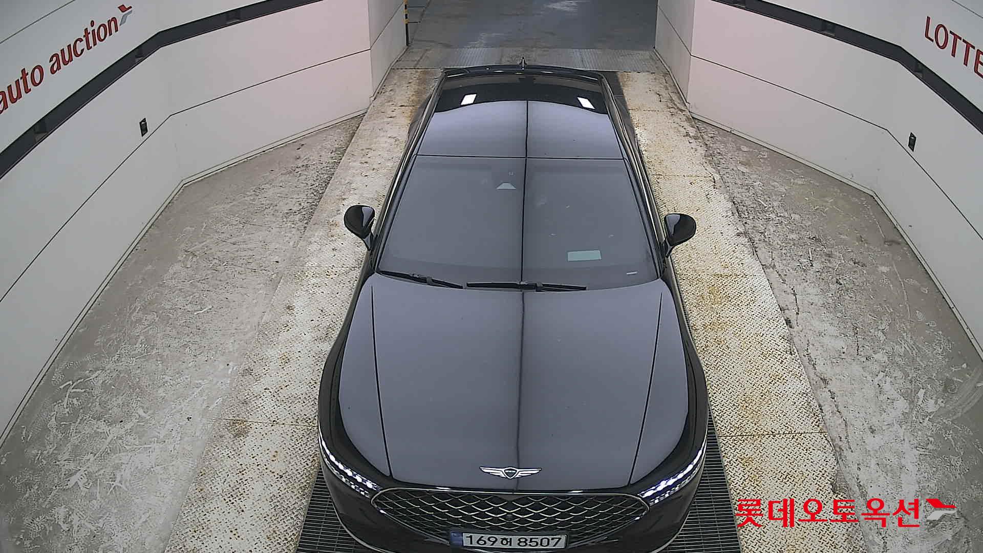 2022 - genesis g90