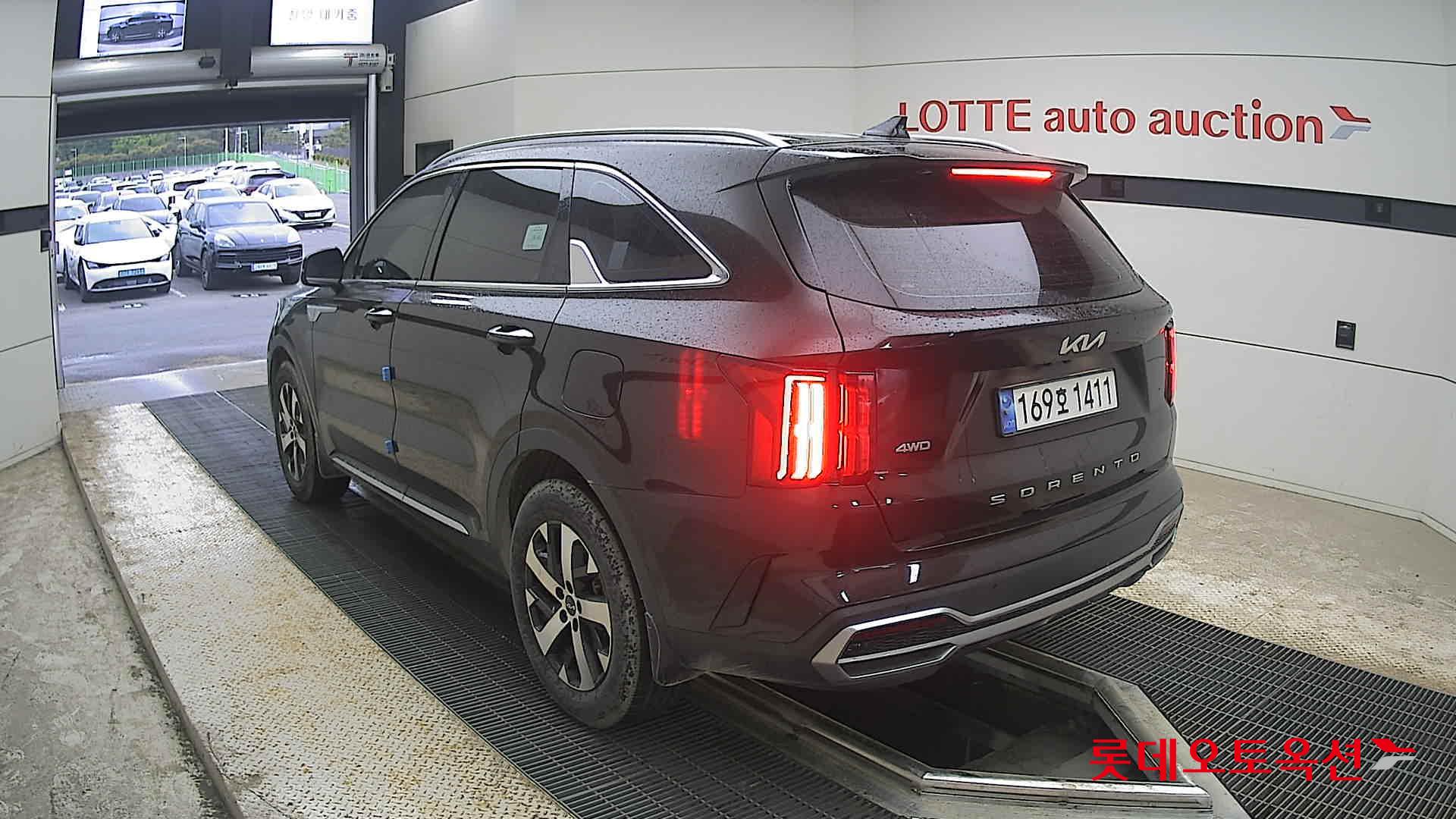 Kia Sorento - 4