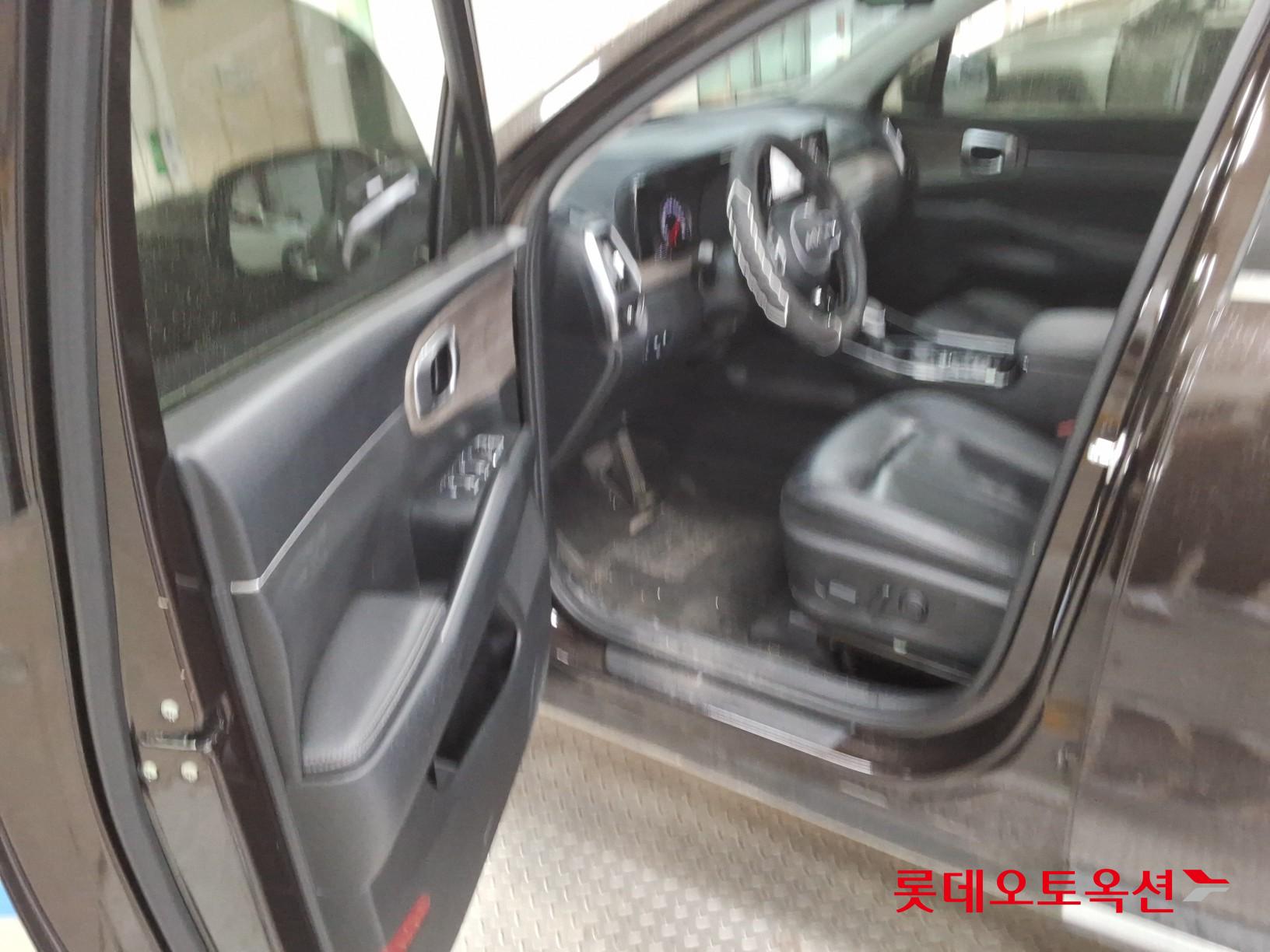 Kia Sorento - 37