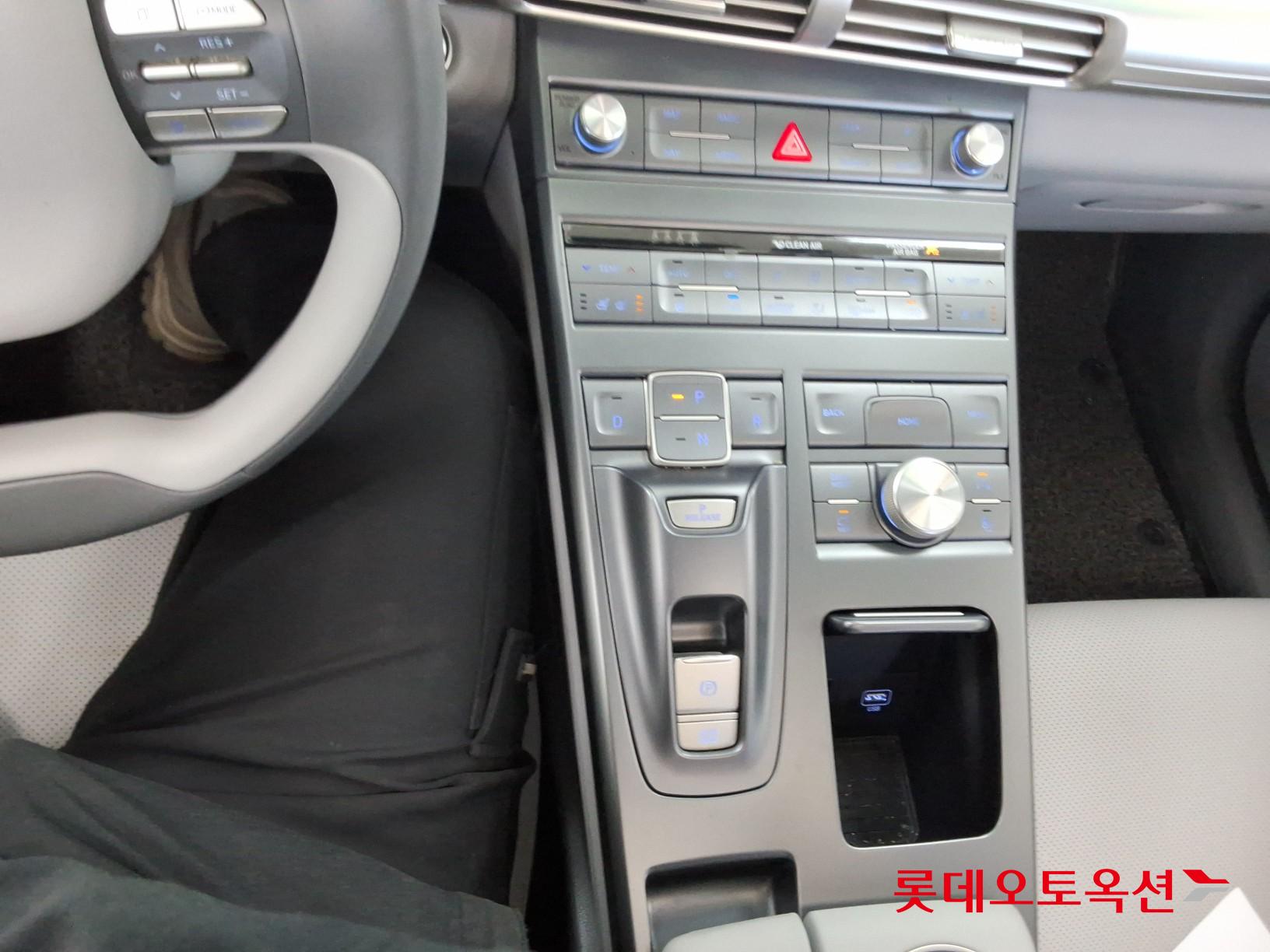 Hyundai Nexo - 34