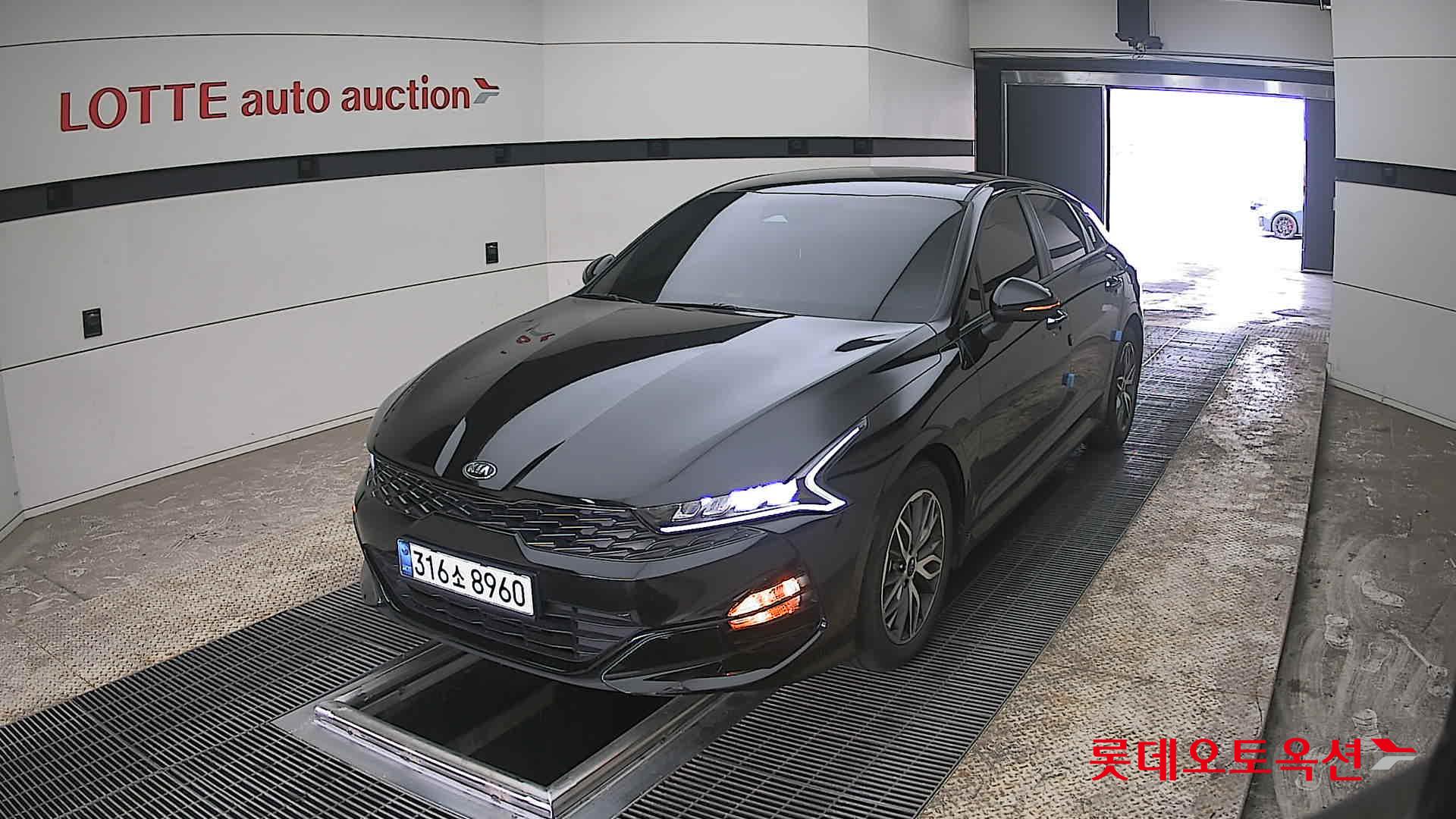 Kia K5 2021 Черный из Кореи