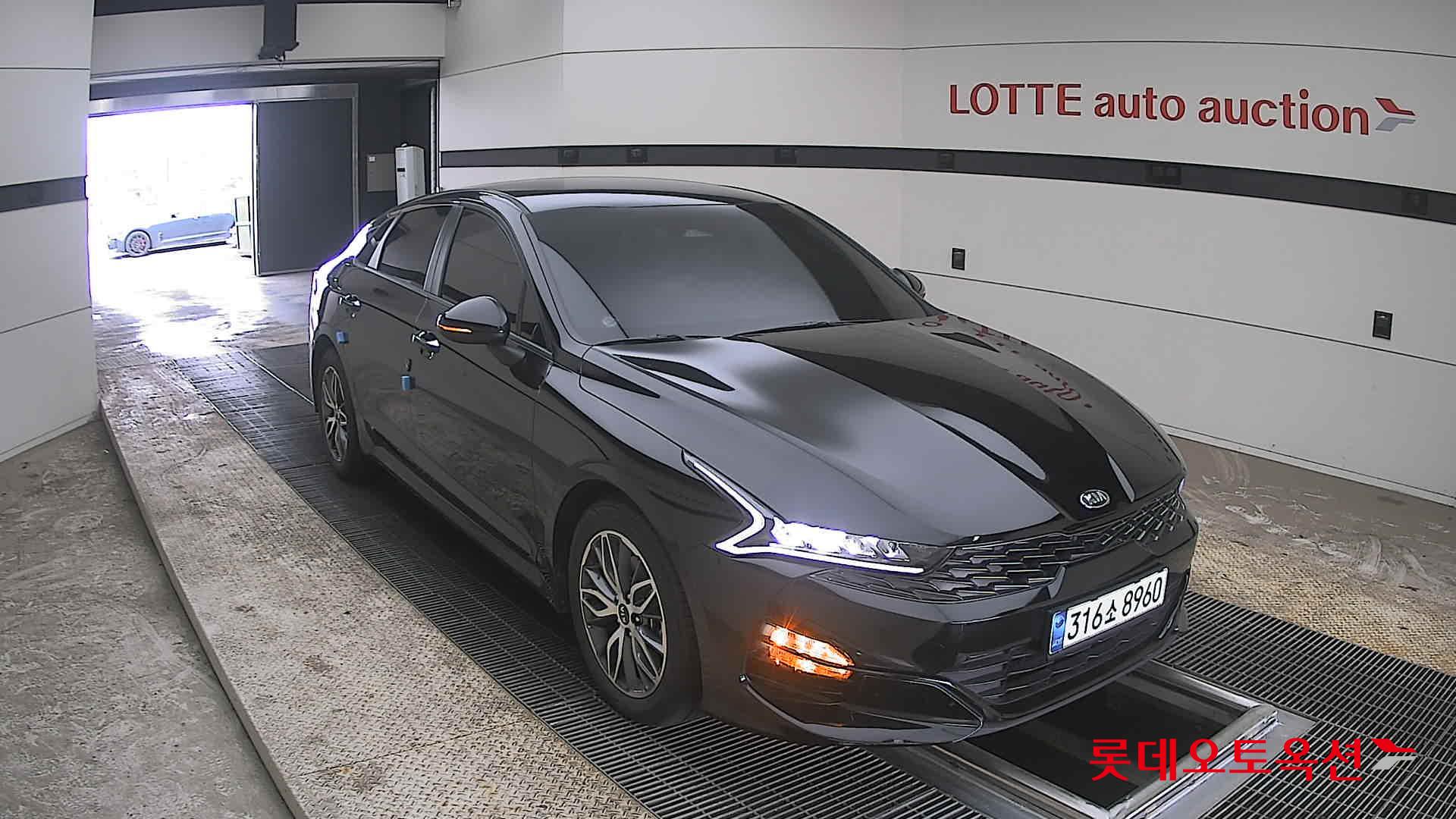 Kia K5 2021 Черный из Кореи, фото 2