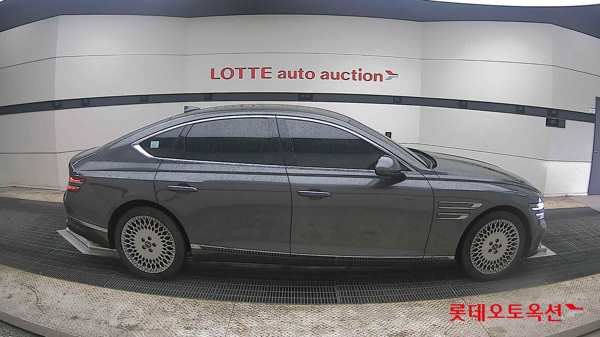 Genesis G80 - 21