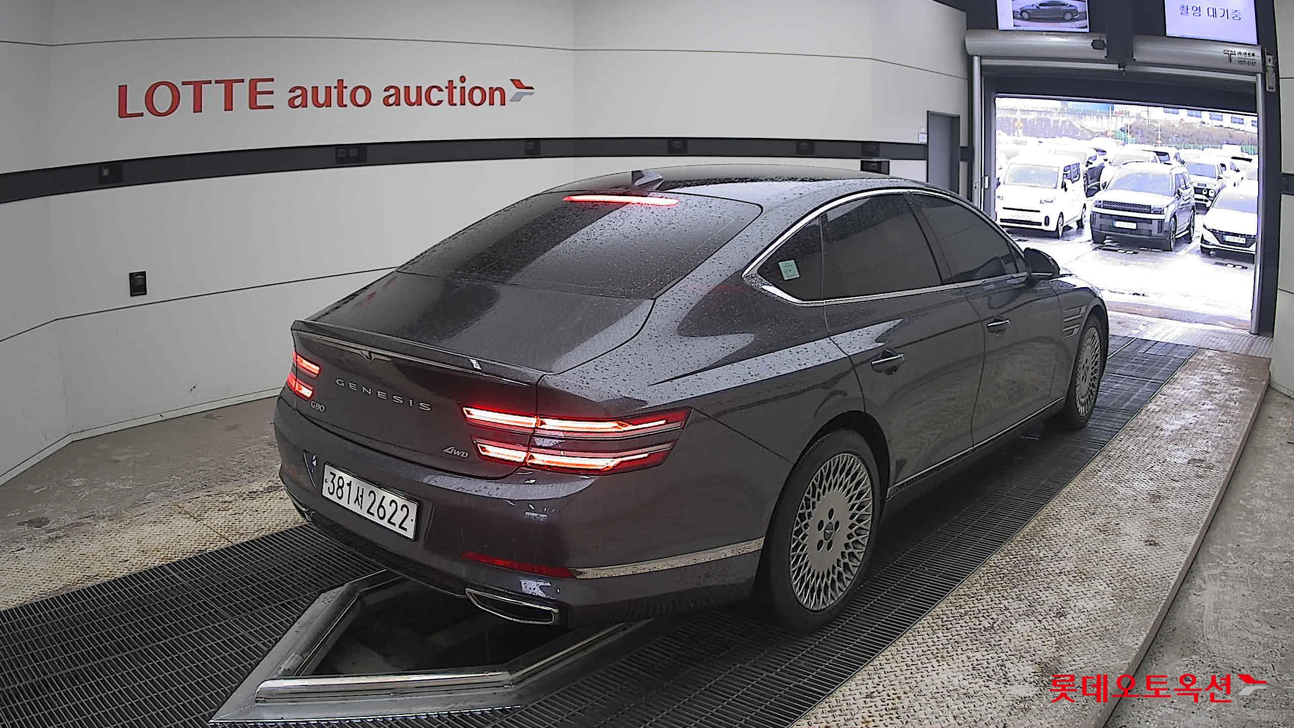Genesis G80 - 5