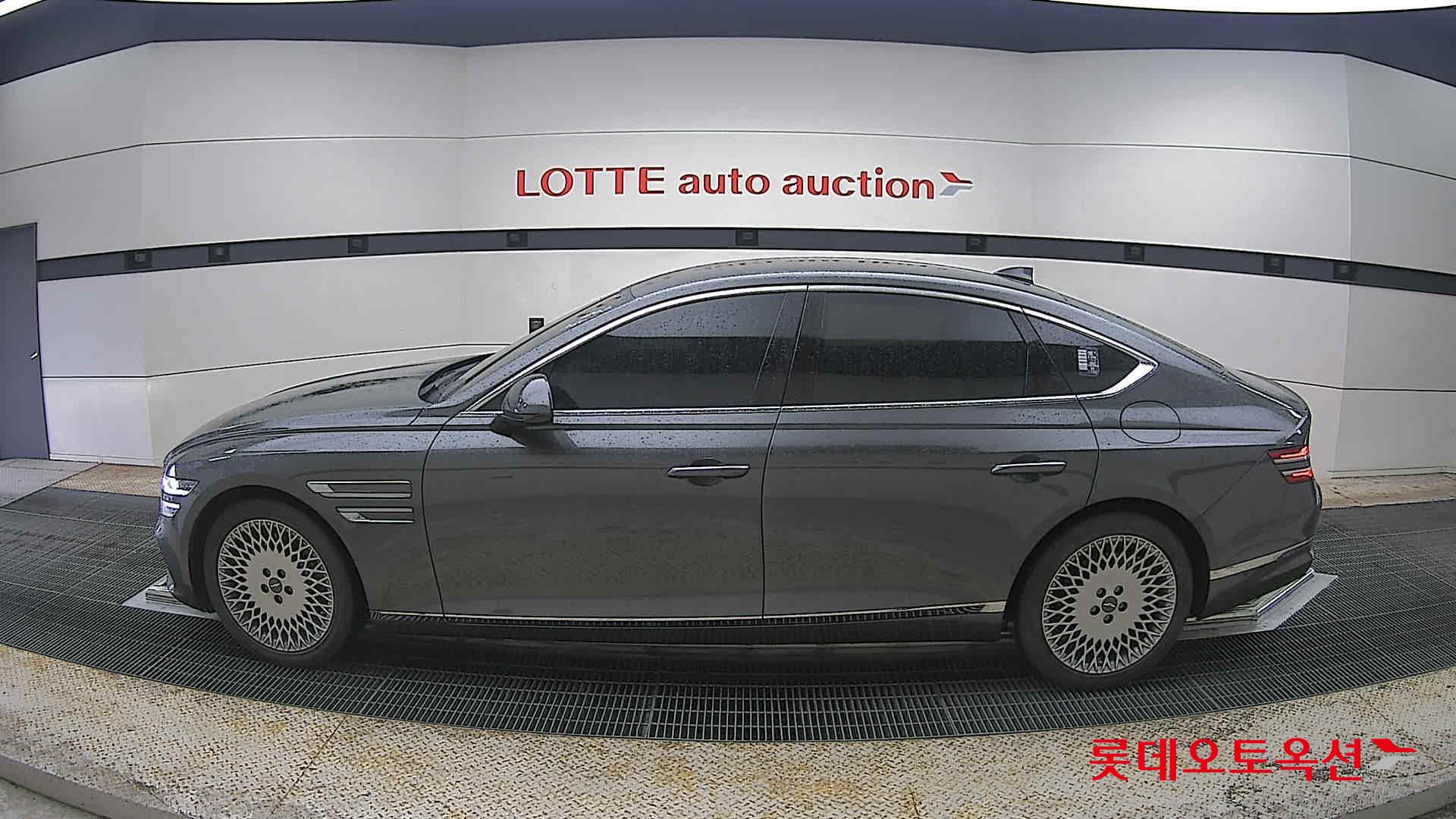 Genesis G80 - 13