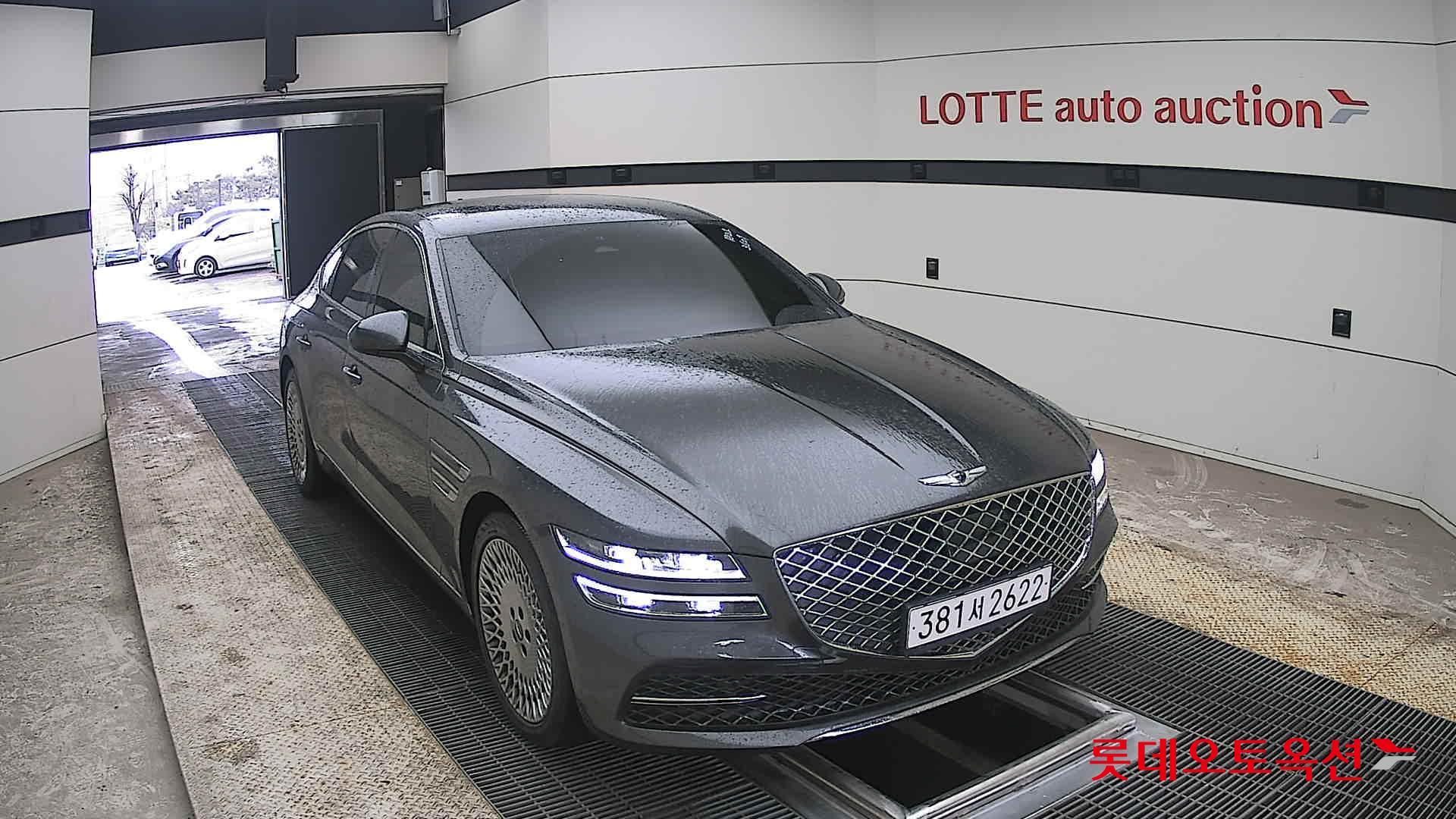Genesis G80 - 24