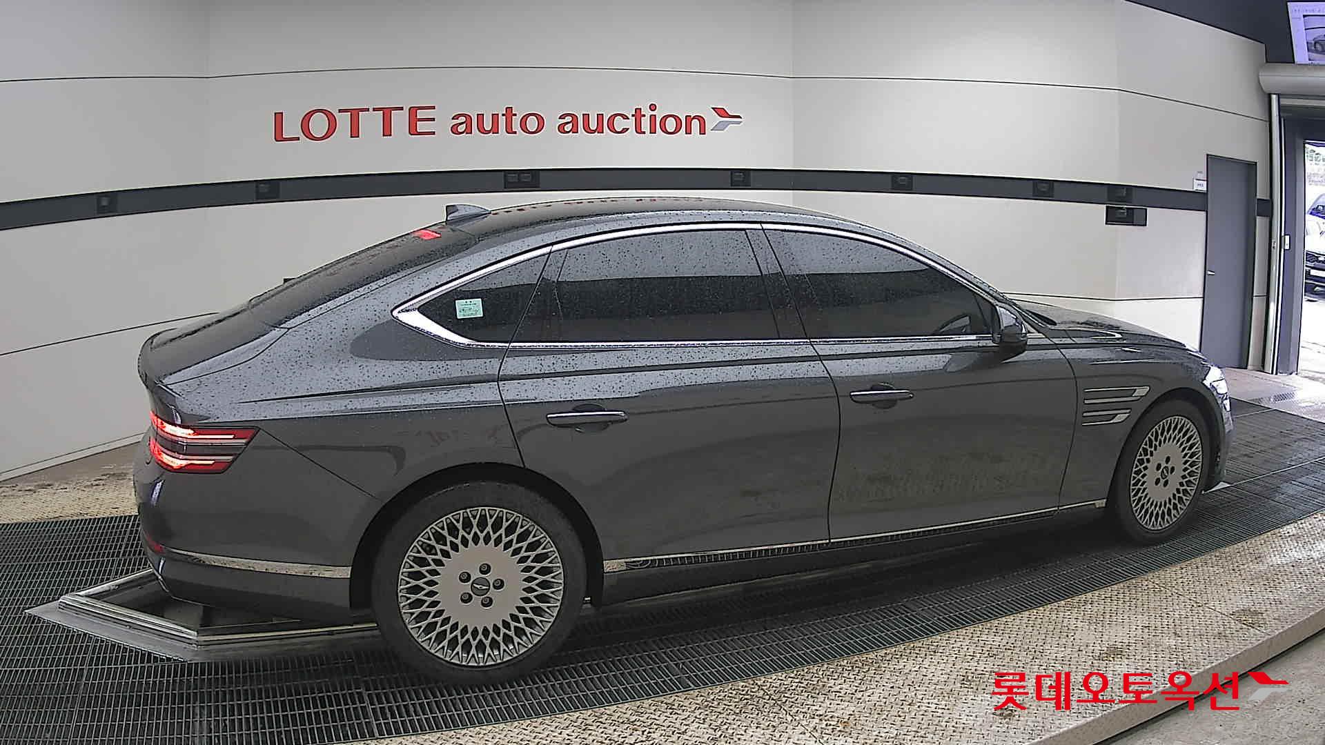 Genesis G80 - 20