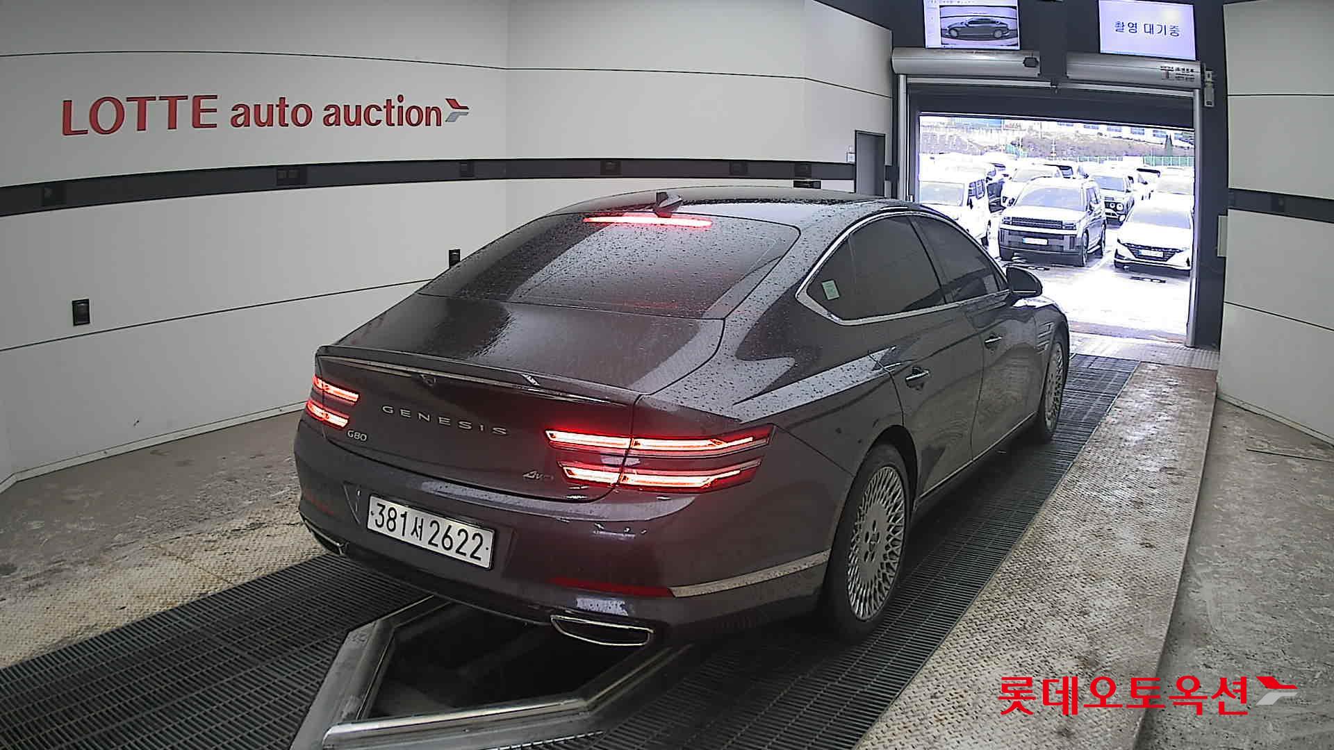 Genesis G80 - 18