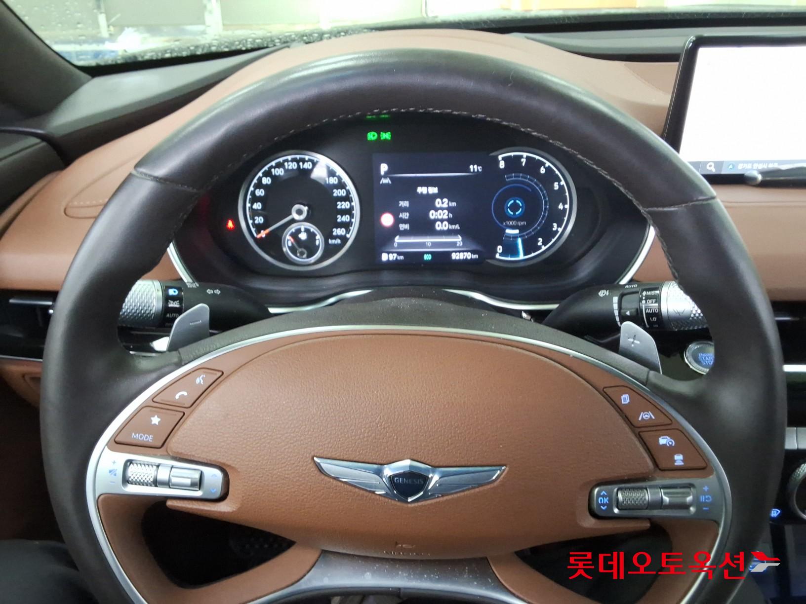 Genesis G80 - 30