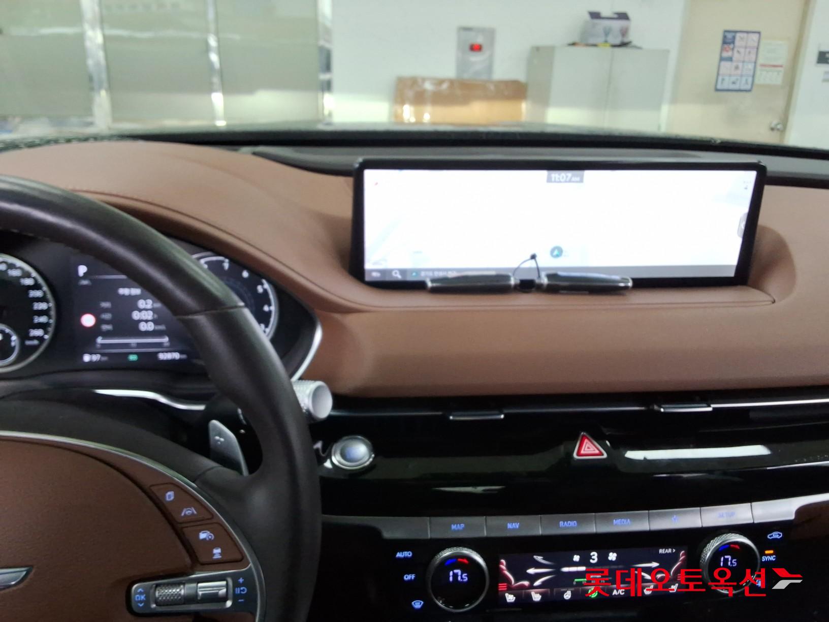 Genesis G80 - 32