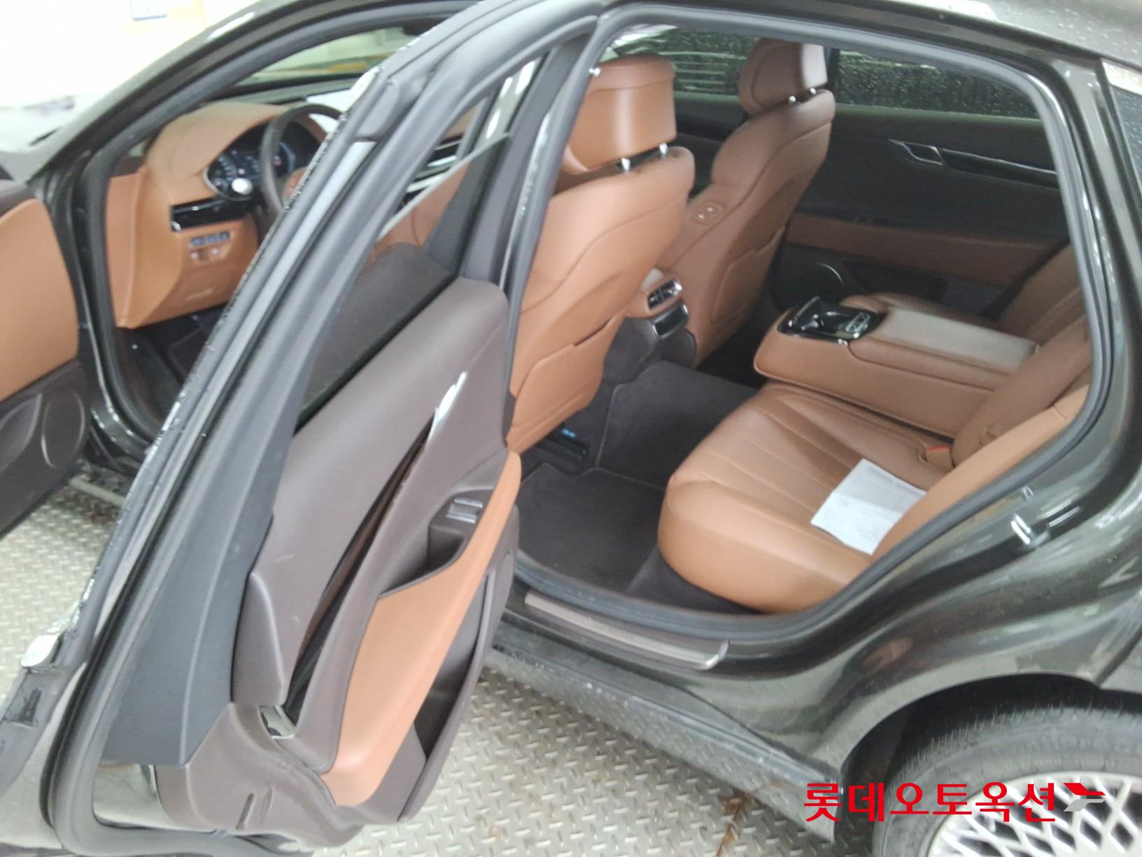 Genesis G80 - 38