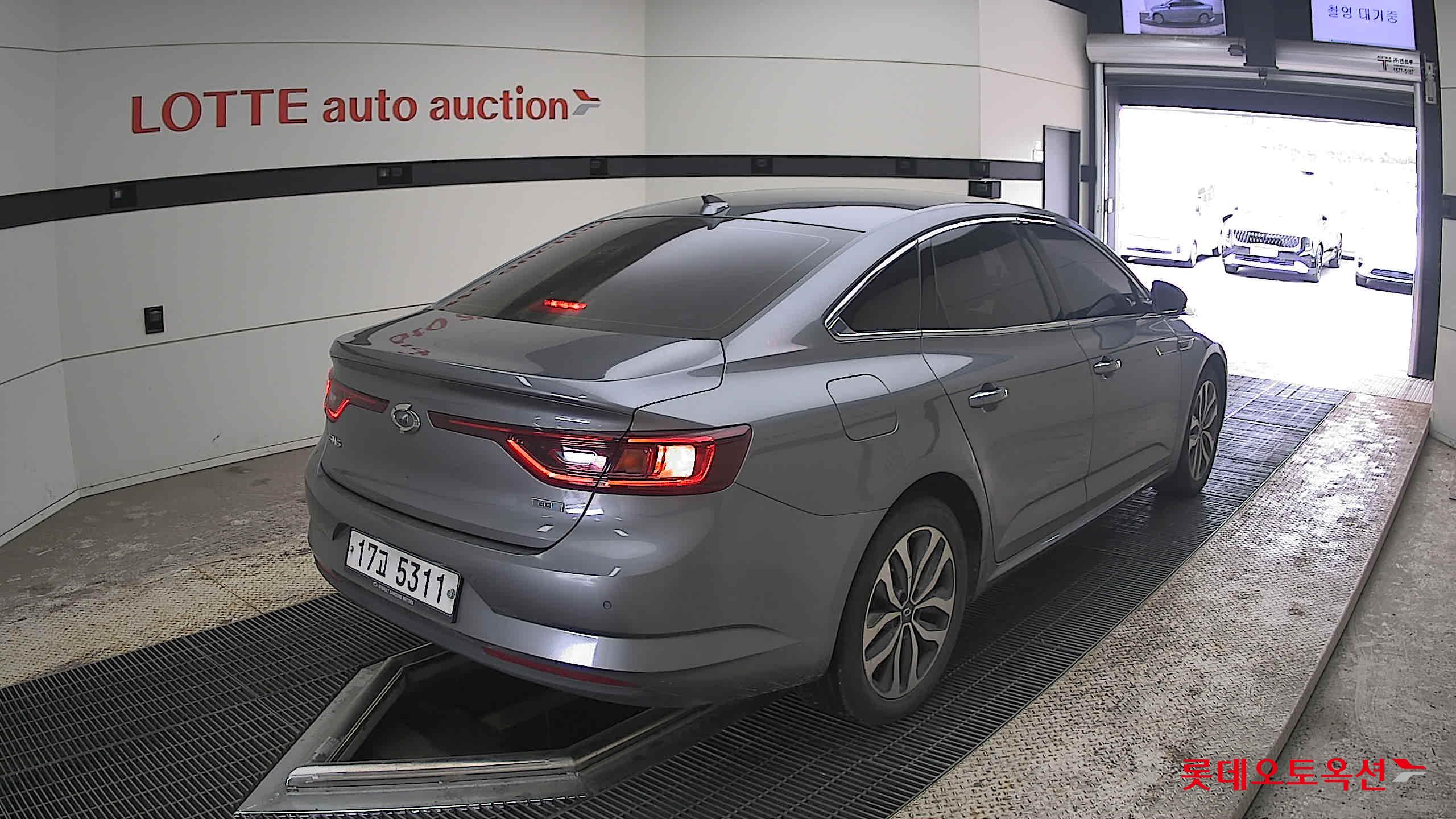 Renault Samsung SM6 2017 - Image 5