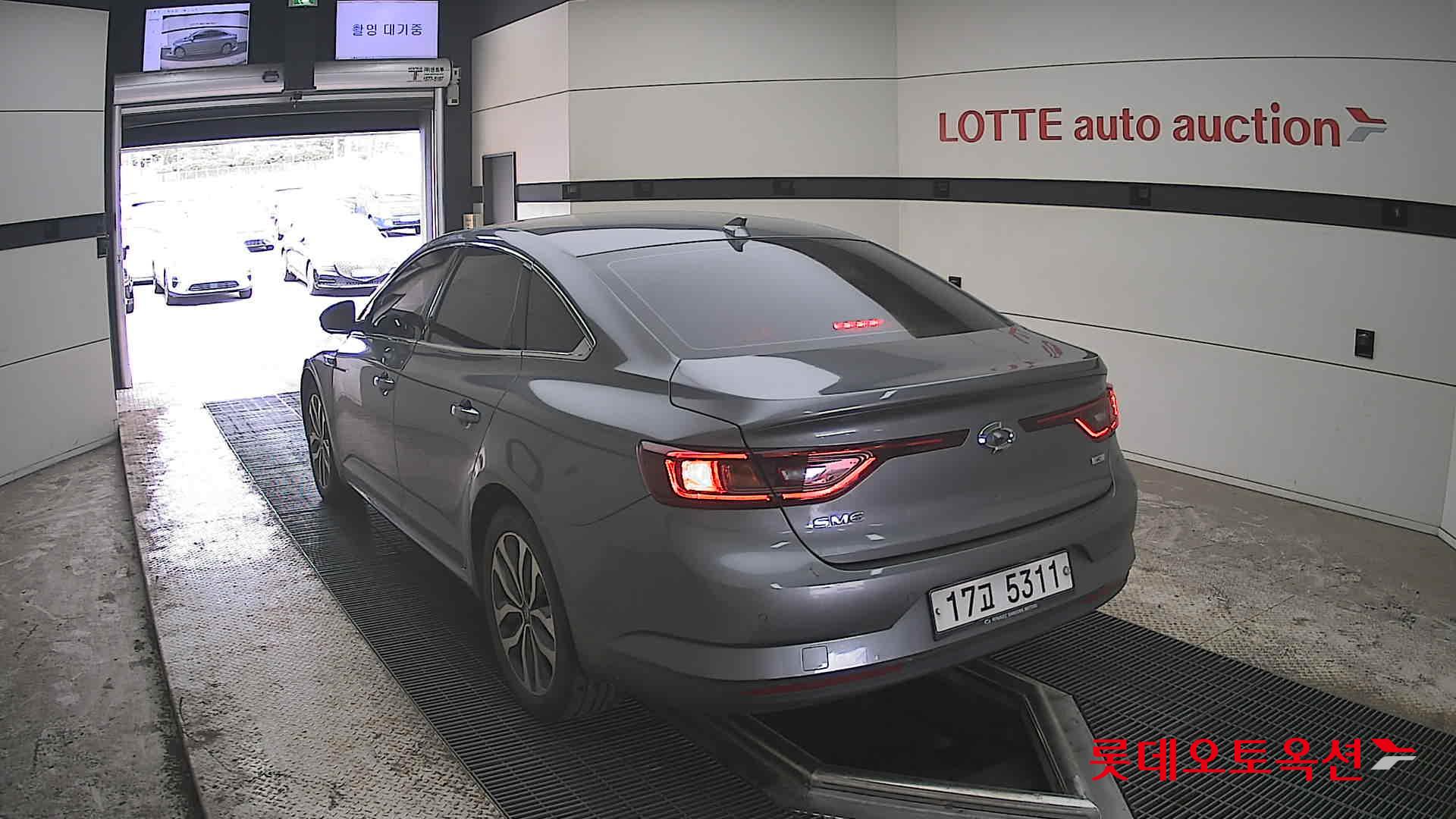 Renault Samsung SM6 2017 - Image 16