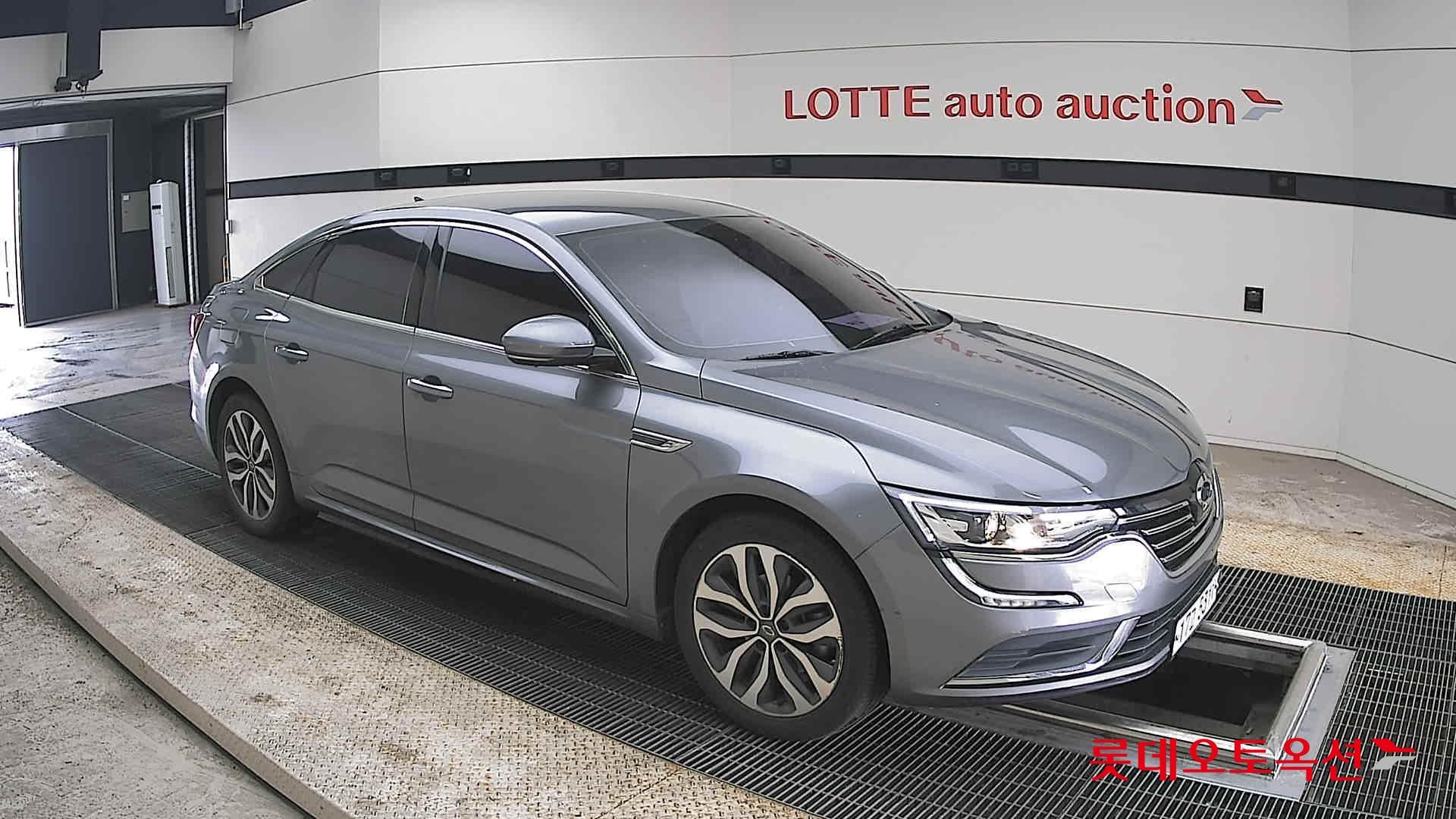 Renault Samsung SM6 2017 - Image 23