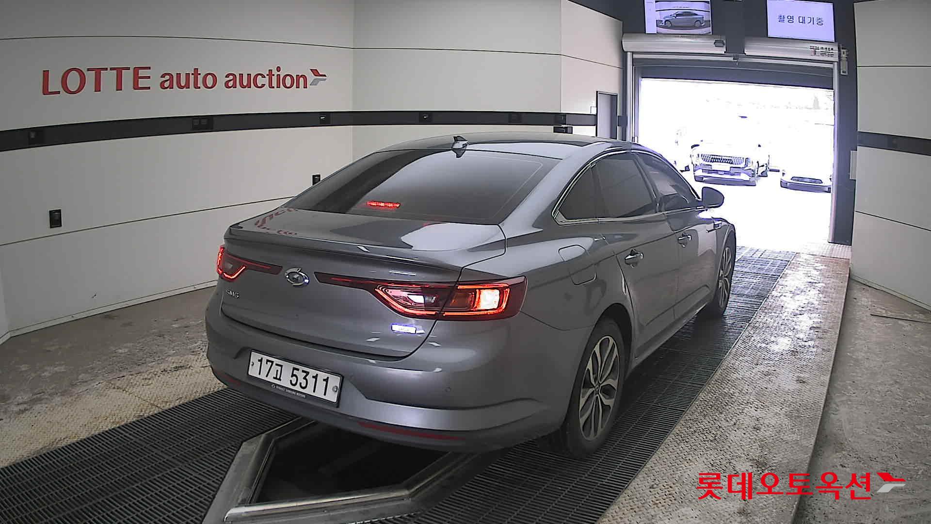 Renault Samsung SM6 2017 - Image 18