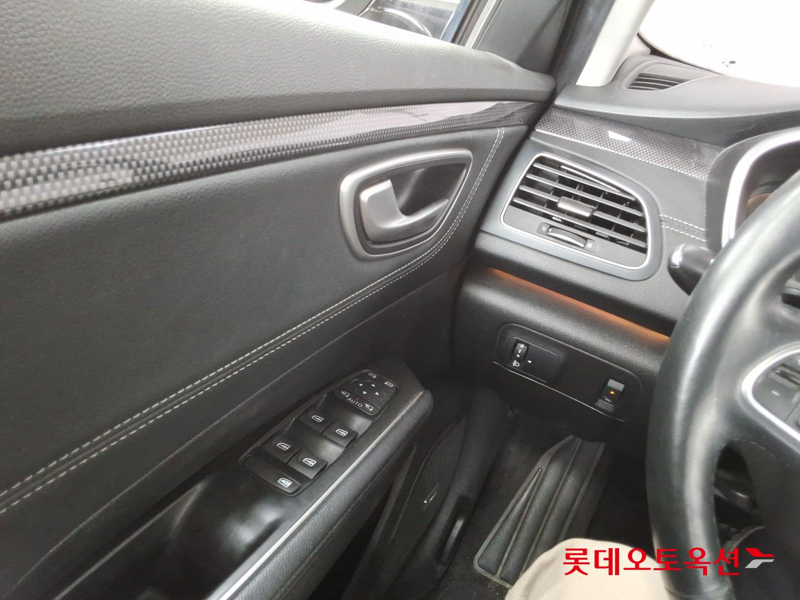 Renault Samsung SM6 2017 - Image 29