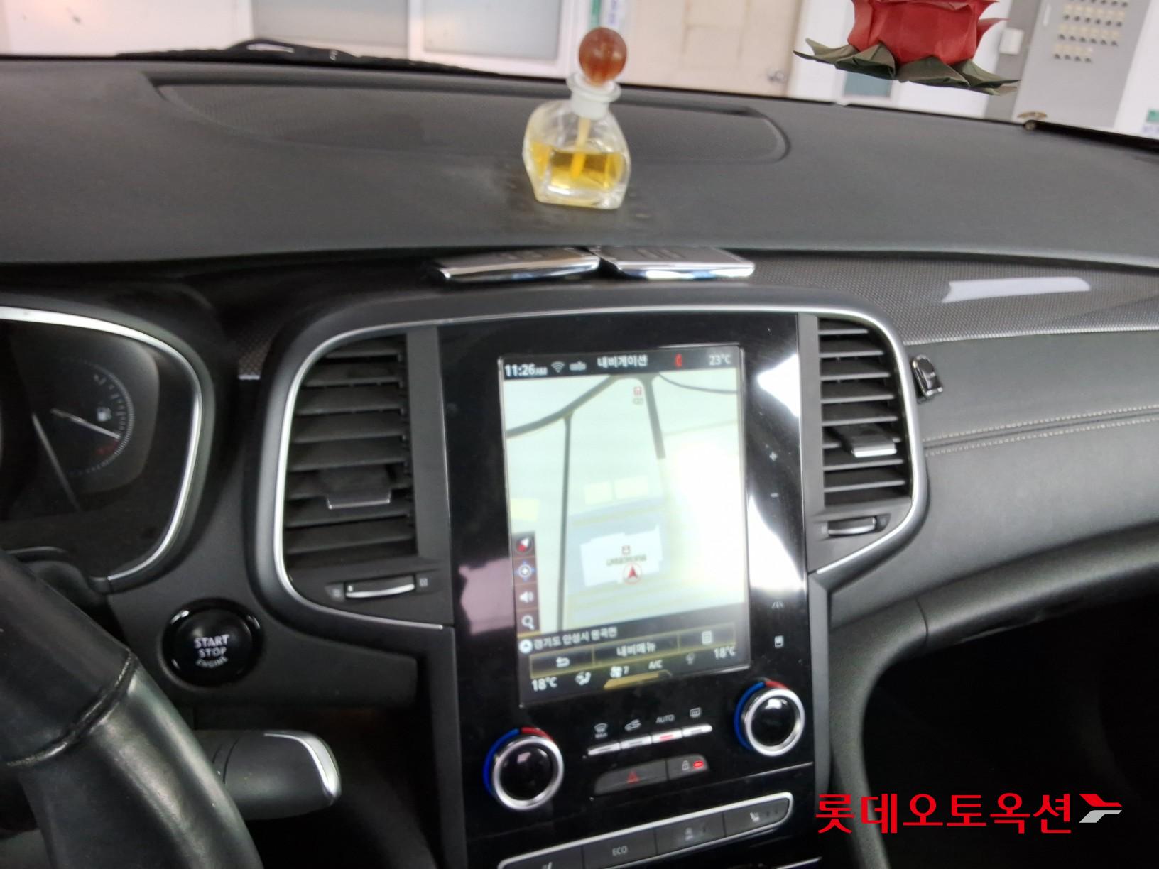 Renault Samsung SM6 2017 - Image 32