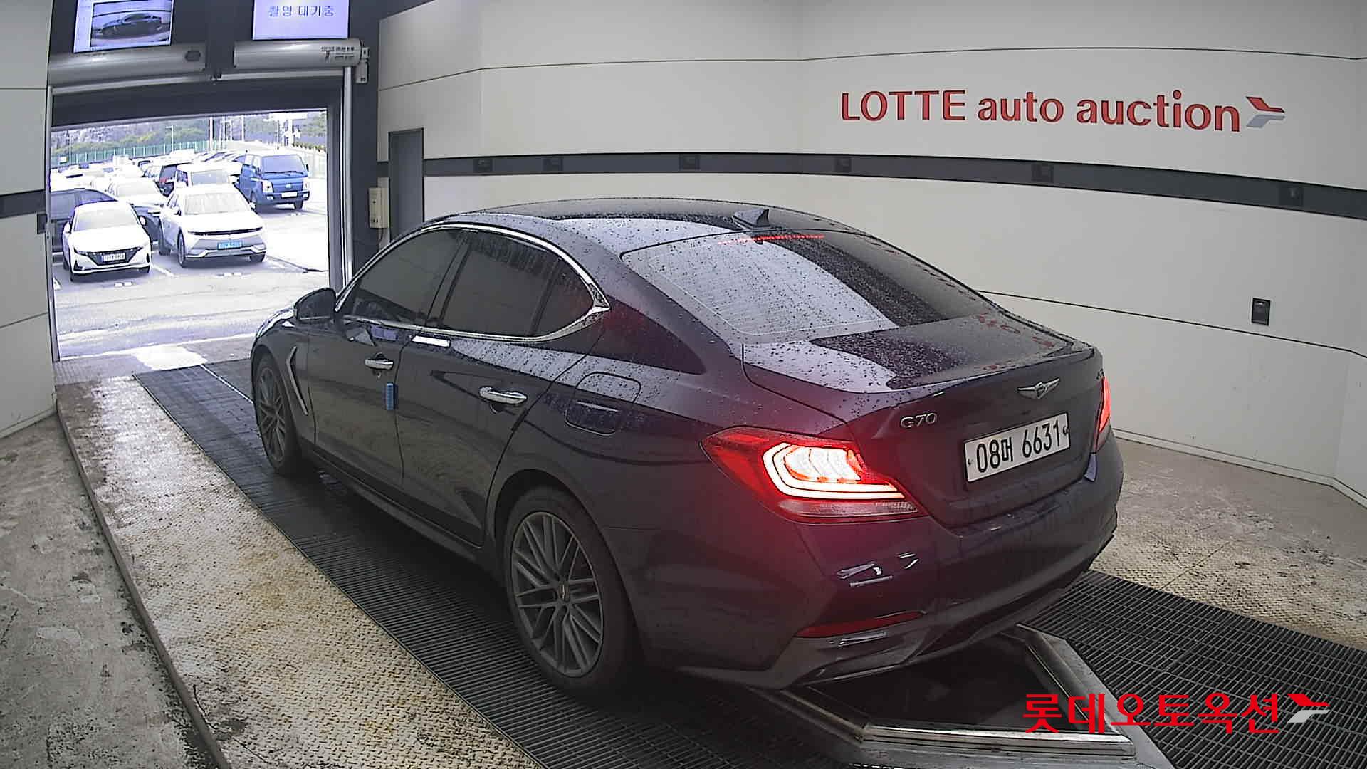 جينيسيس G70 - 4