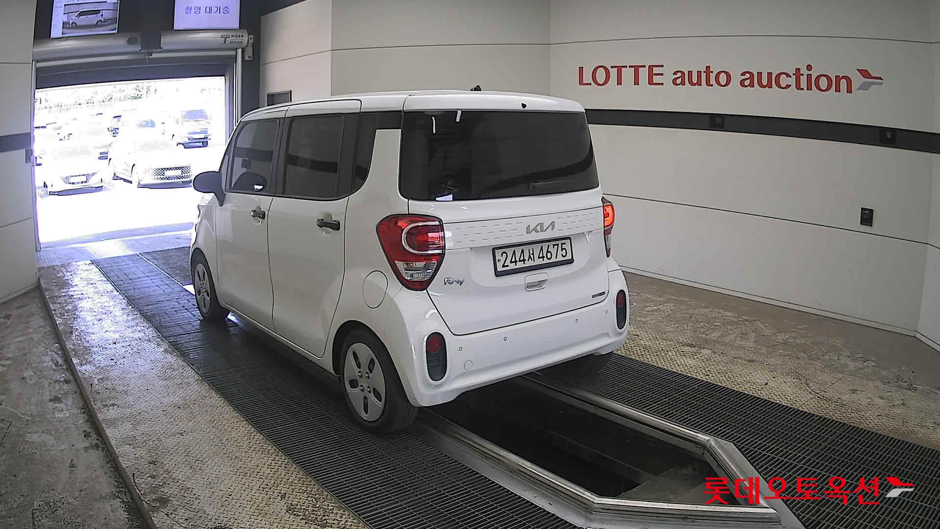 Kia Ray - 4