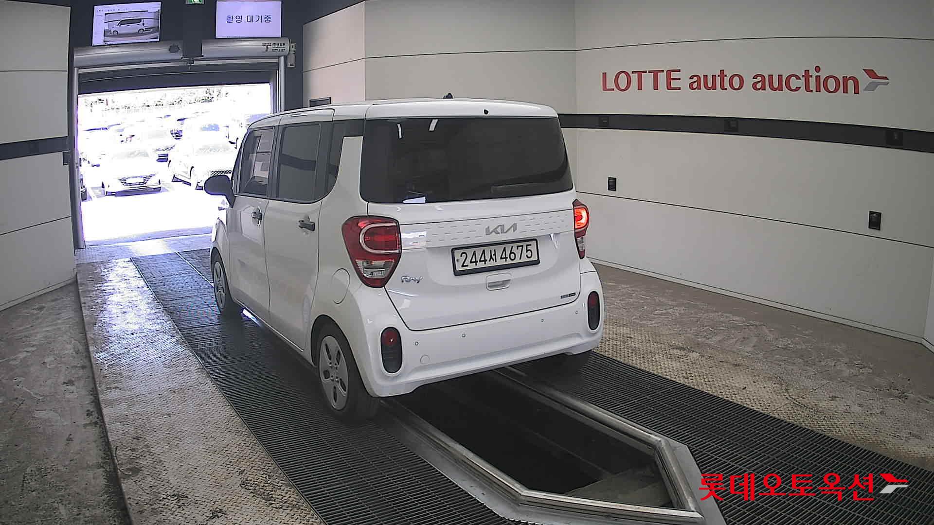 Kia Ray - 16