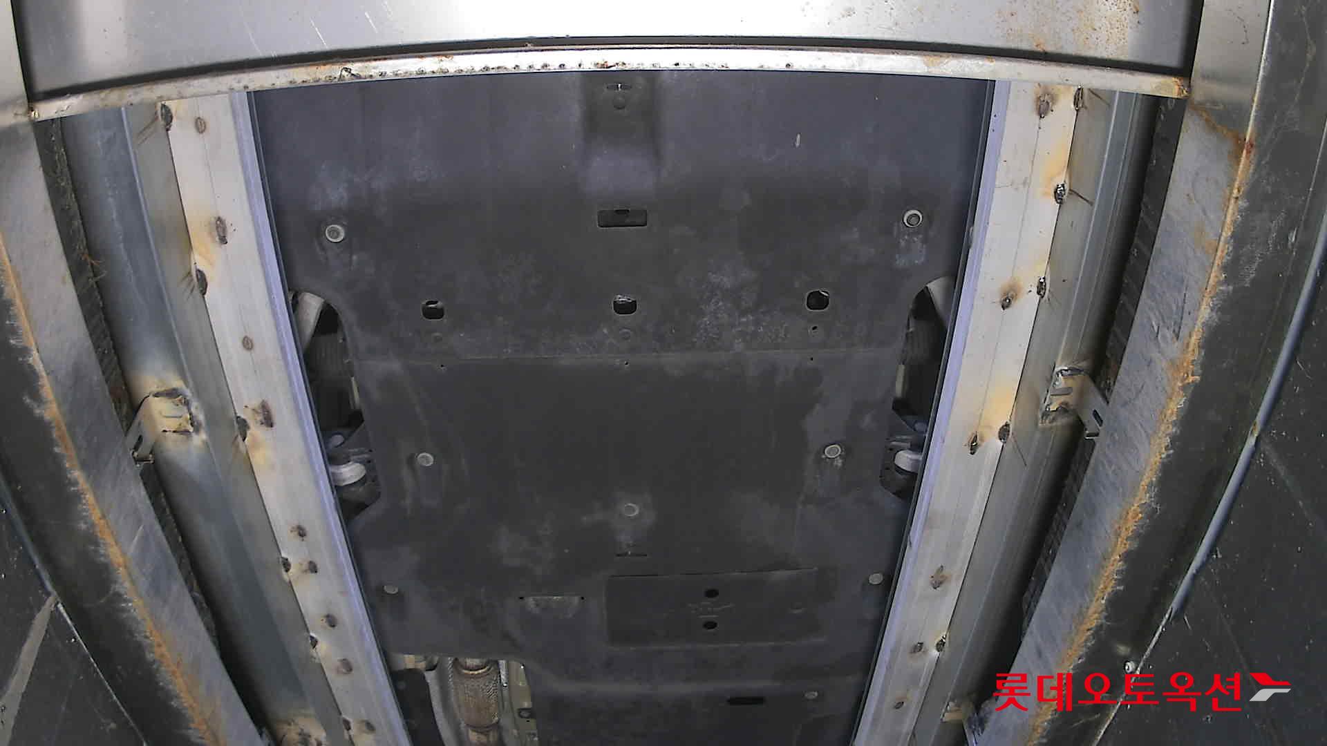 제네시스 GV70 - 8