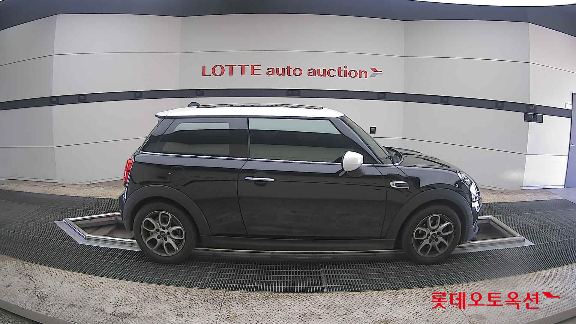 BMW MINI - 21