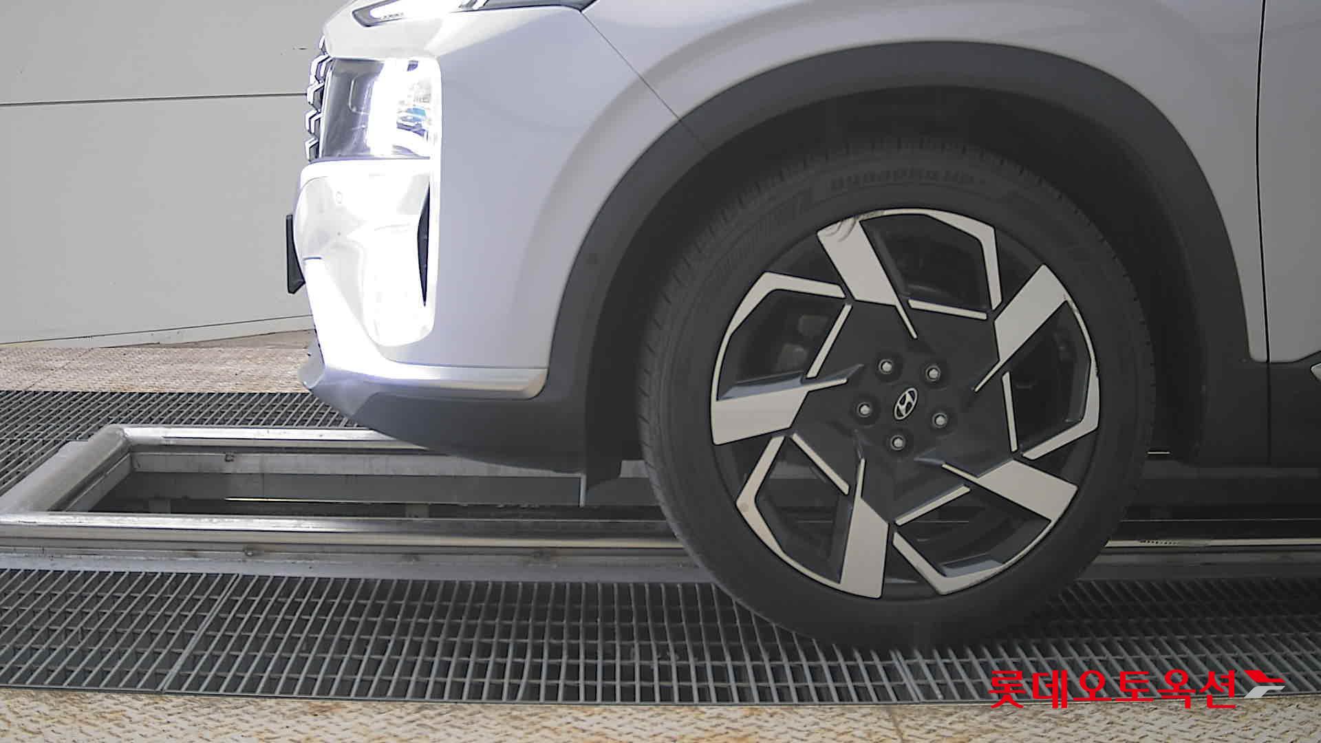 Hyundai Santa Fe 2021 - Image 25