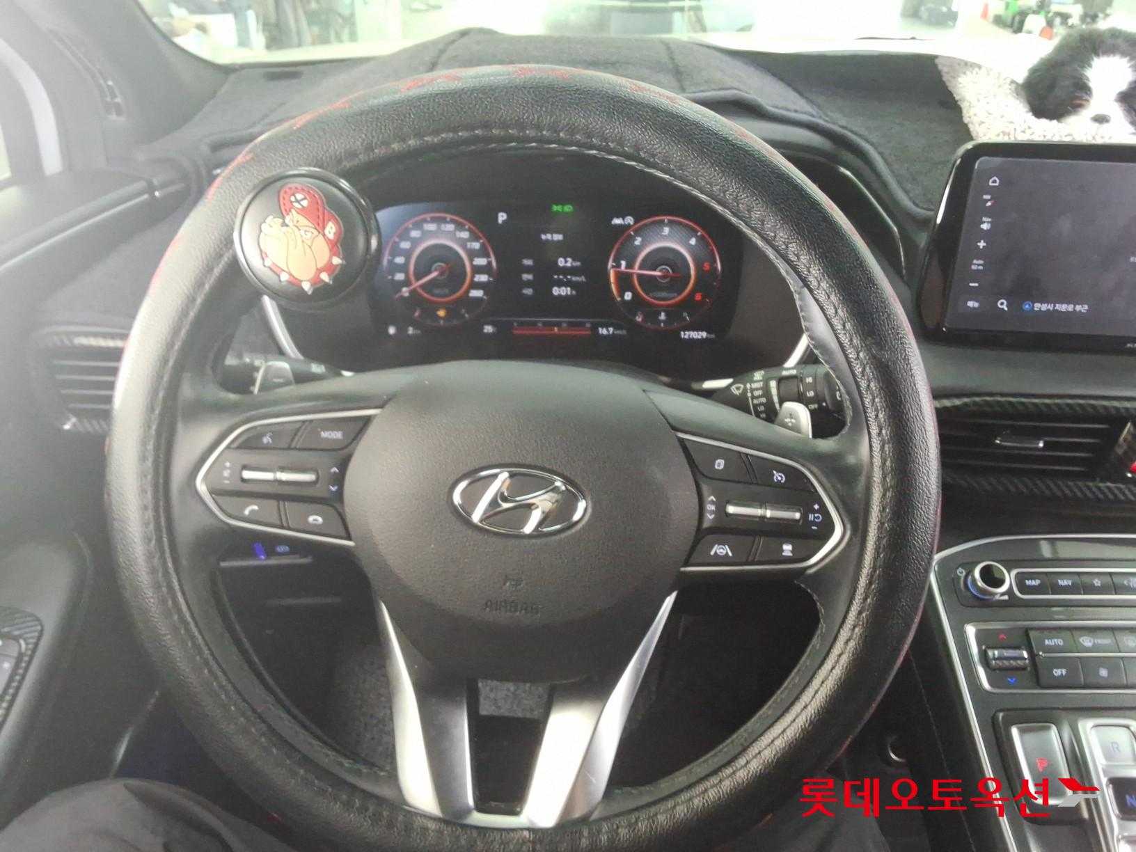 Hyundai Santa Fe 2021 - Image 30