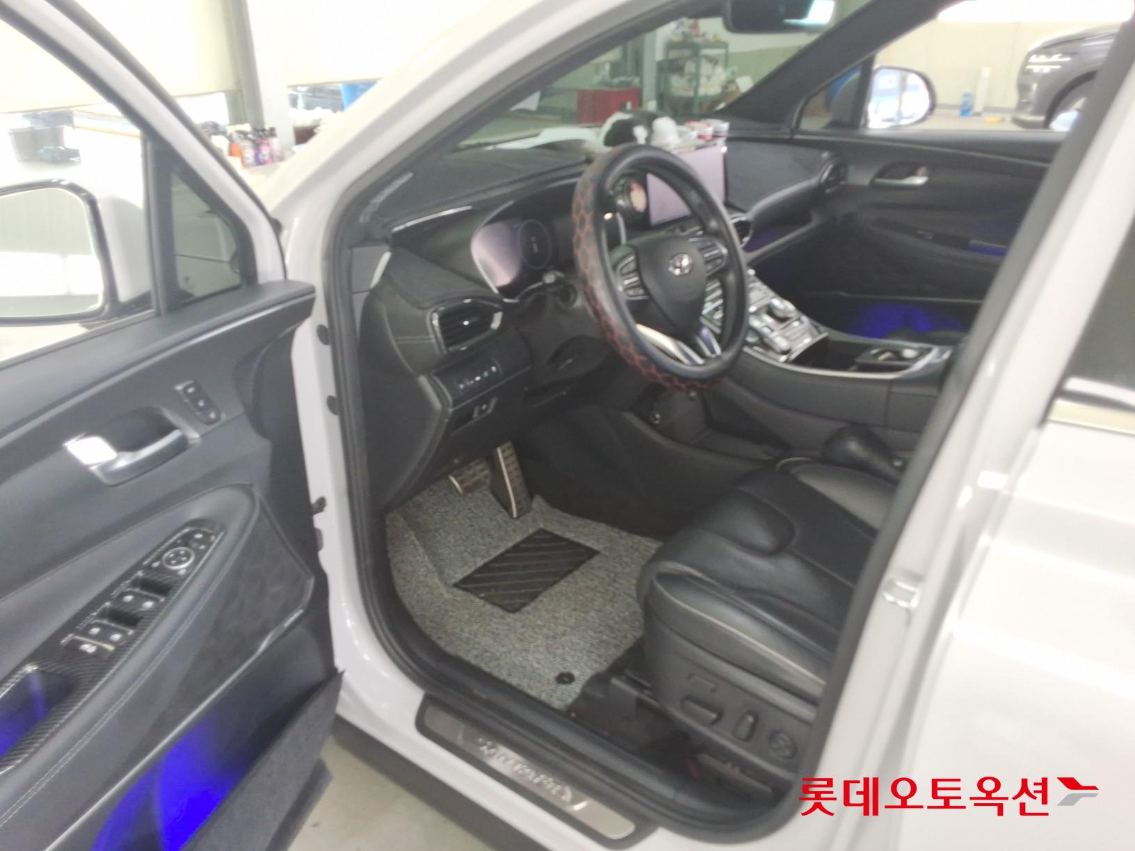 Hyundai Santa Fe 2021 - Image 35