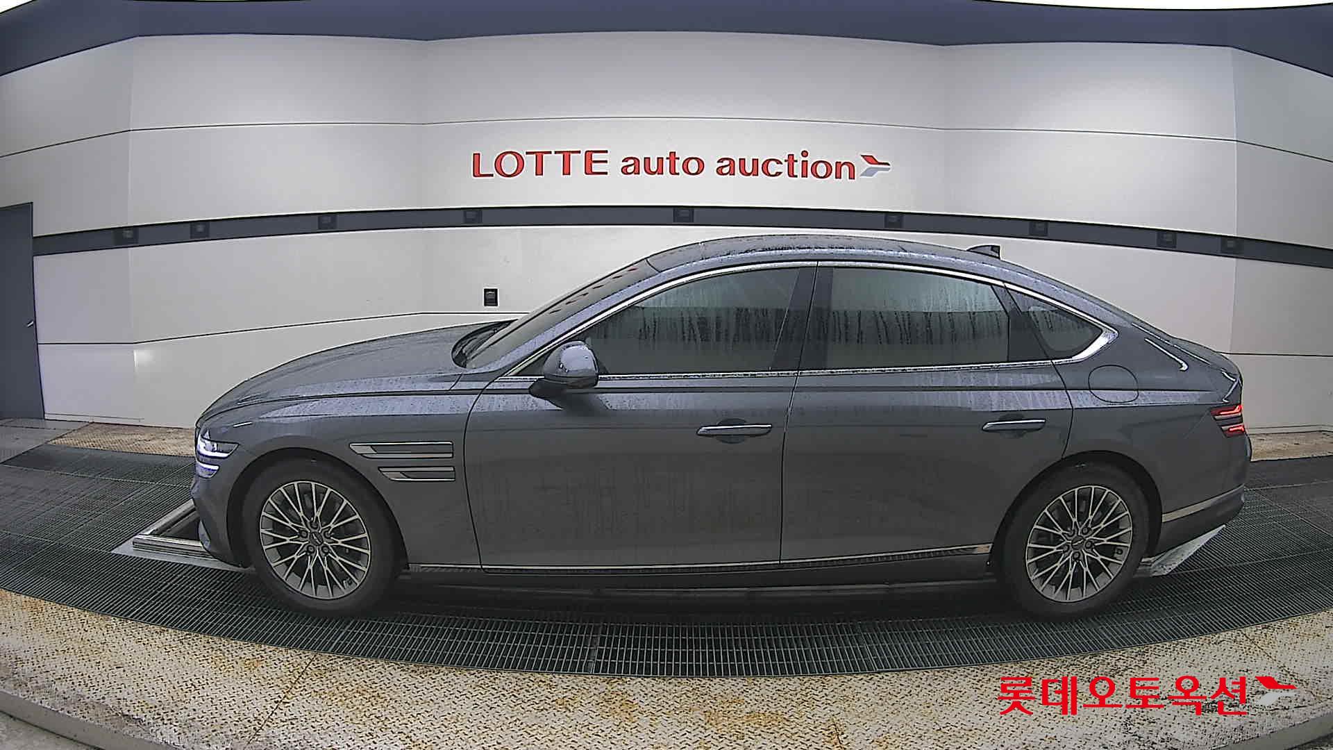 Genesis G80 - 13