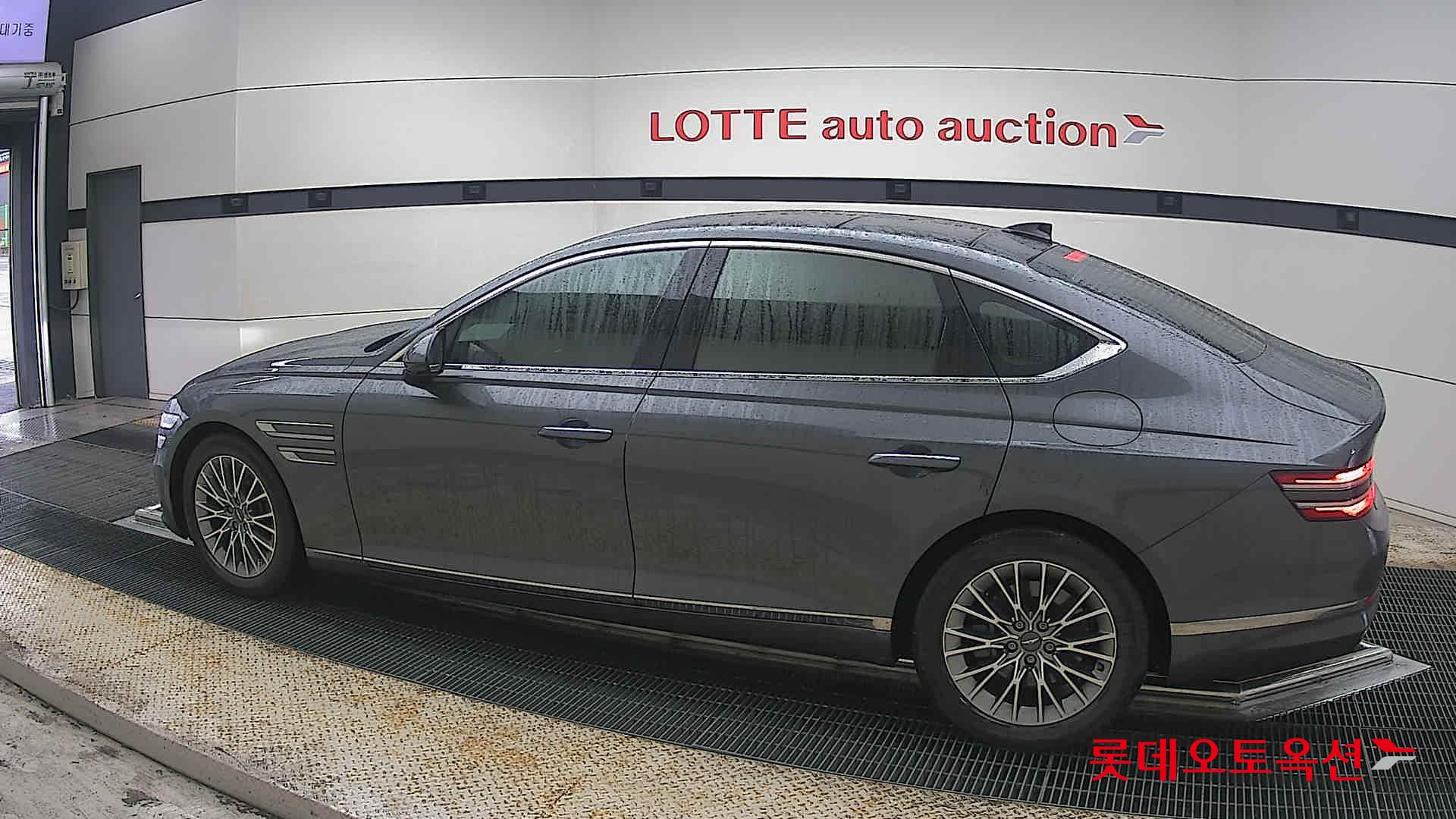 Genesis G80 - 14