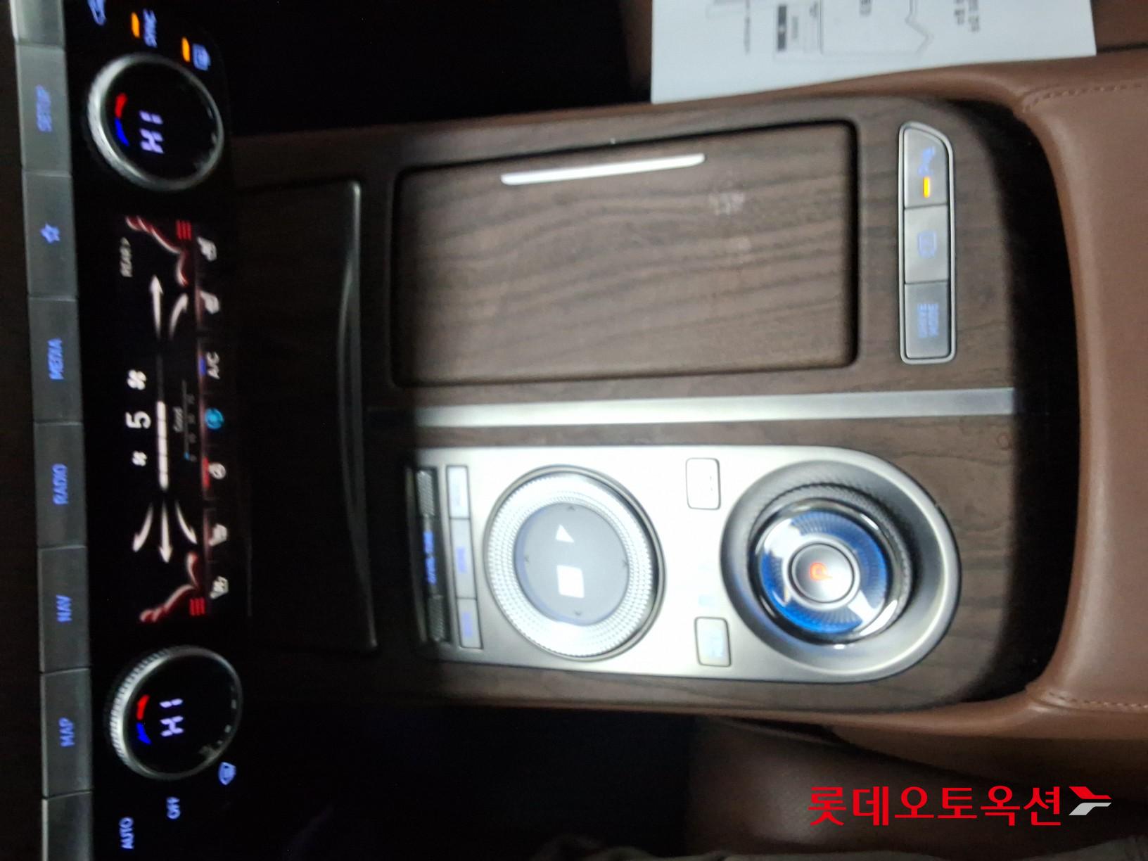 Genesis G80 - 32