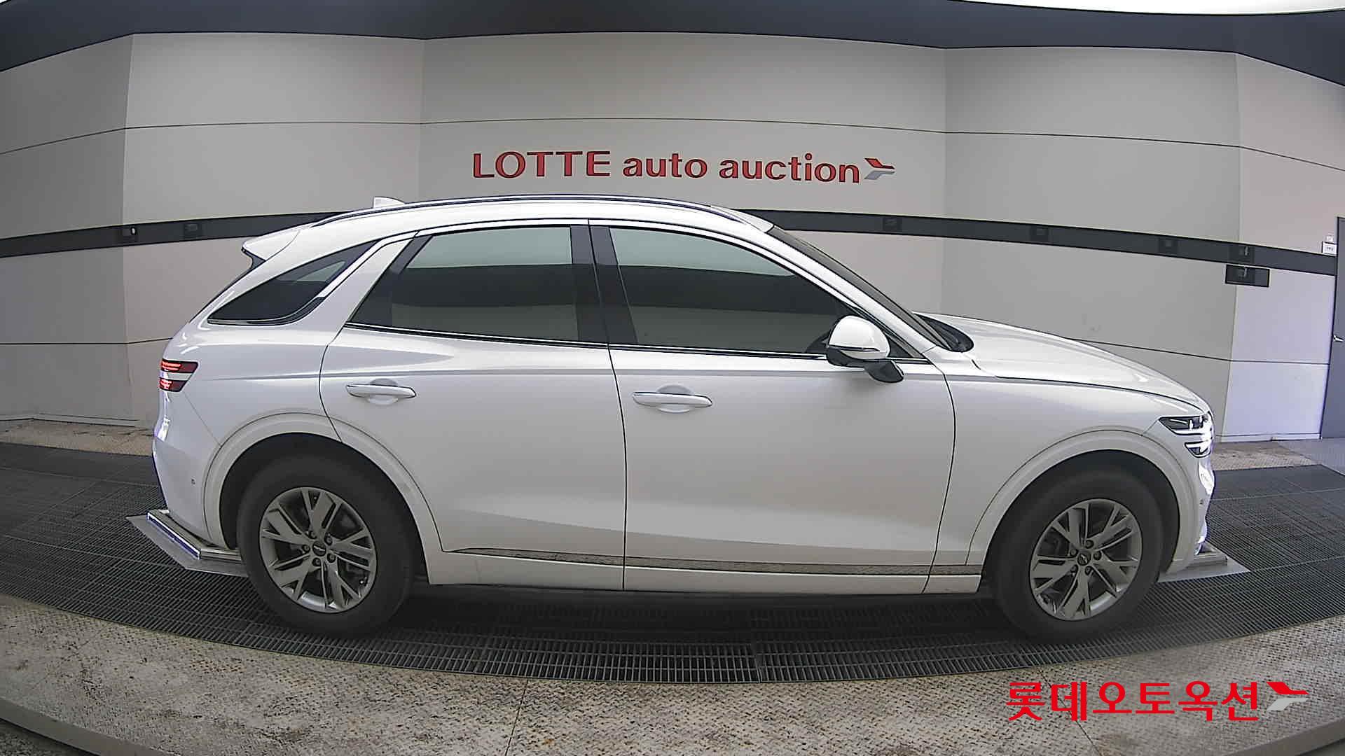 جينيسيس GV70 2021 - صورة 21