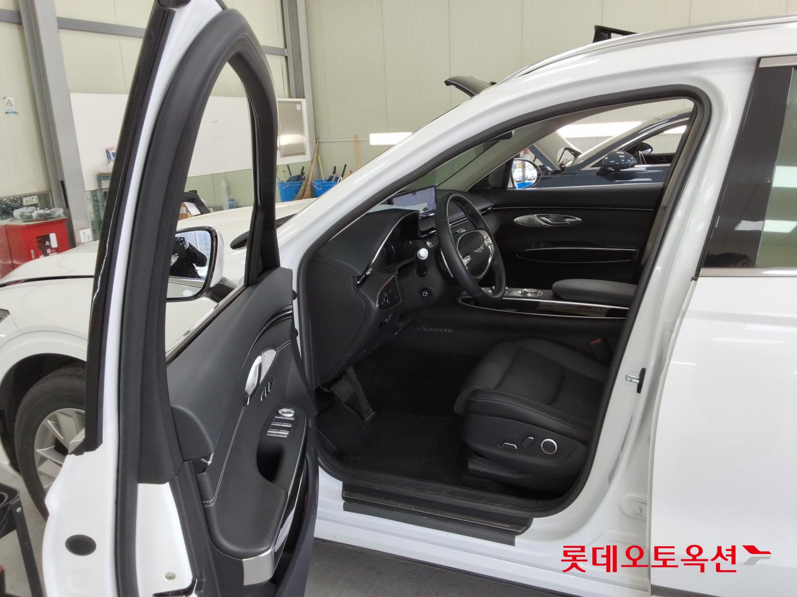 جينيسيس GV70 2021 - صورة 37