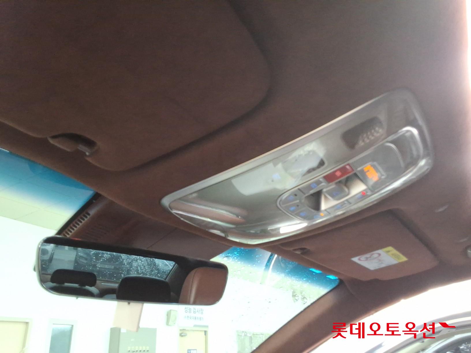 제네시스 G90 - 31