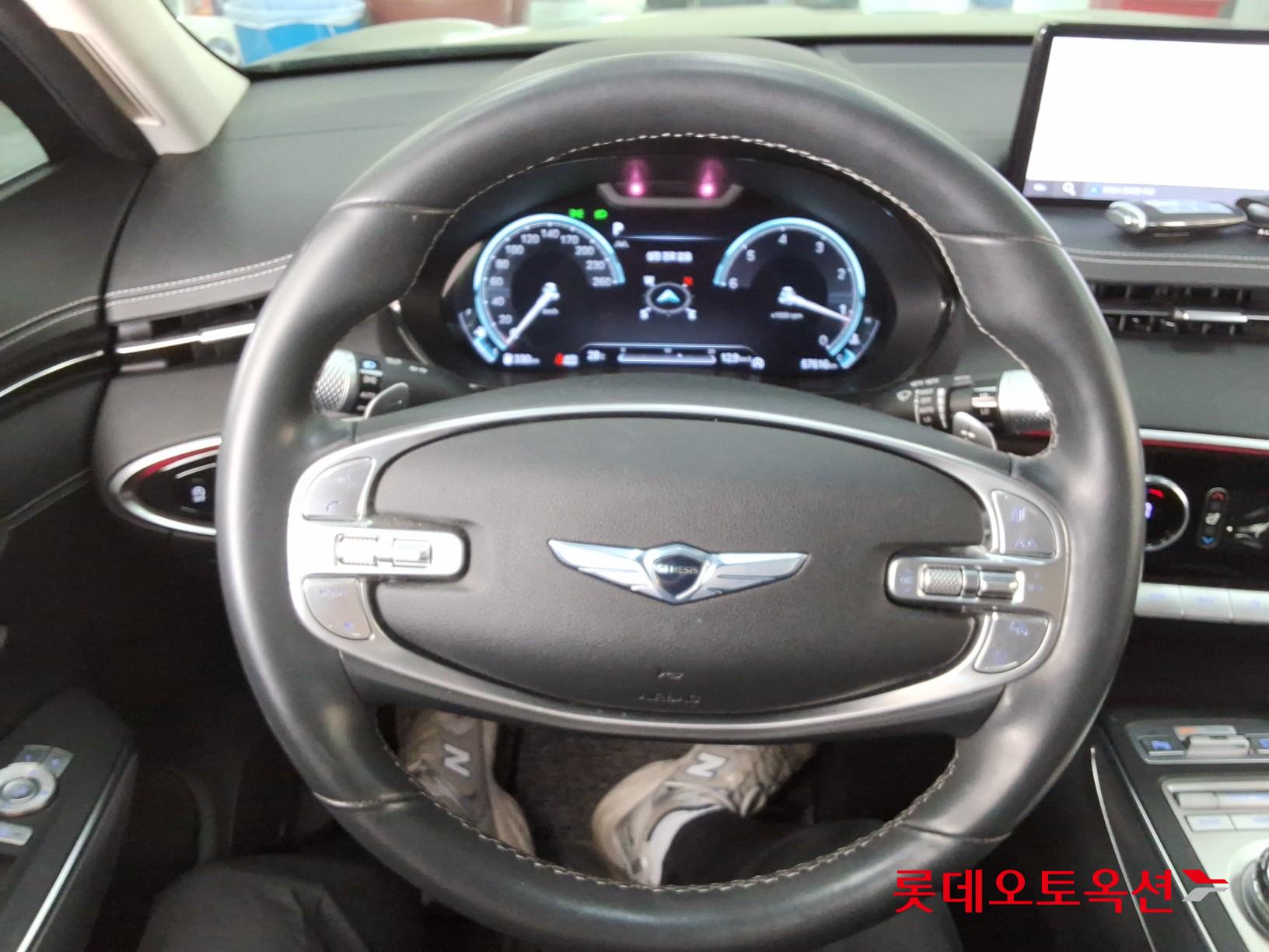 Genesis GV70 2021 - Image 30